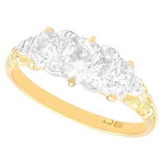 Antiker Trilogy-Ring aus 18 Karat Gelbgold mit 2,23 Karat Diamant