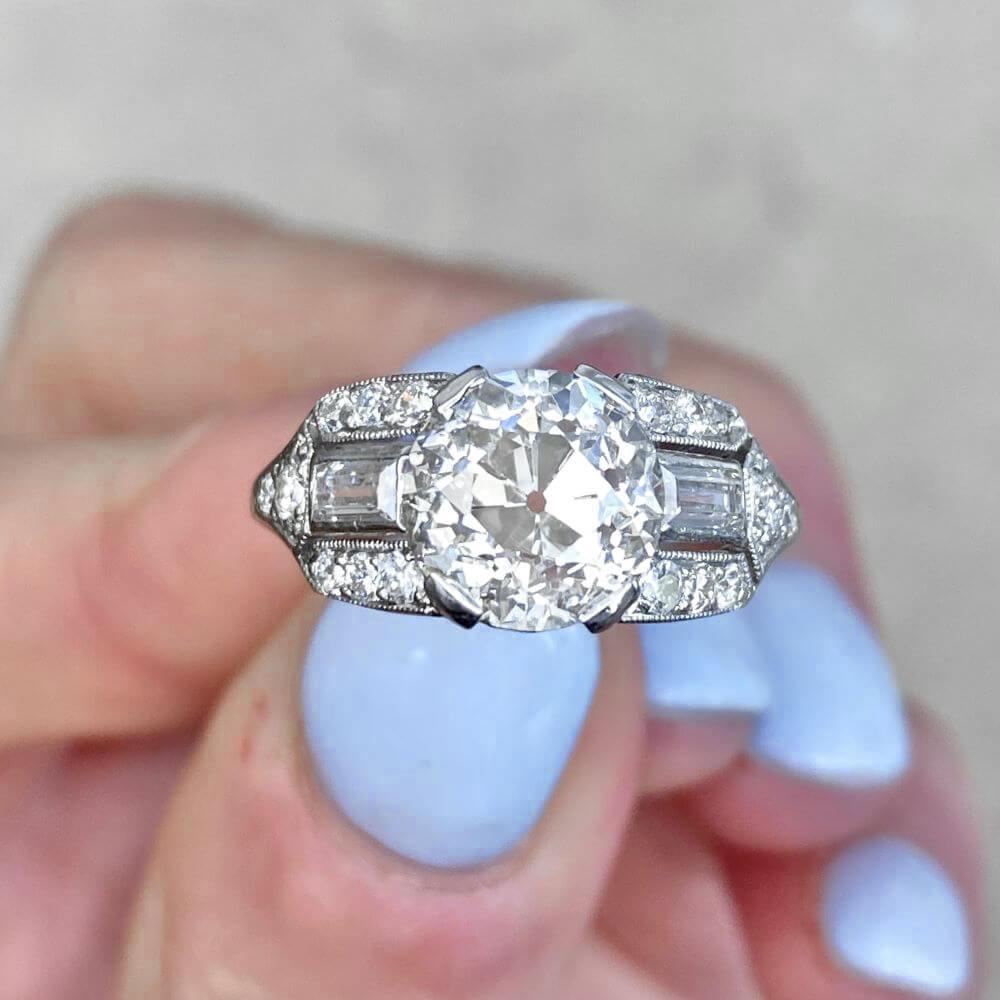 Antique 2.26 Carat Old Euro-Cut Diamond Engagement Ring, VS1 Clarity, Platinum For Sale 3