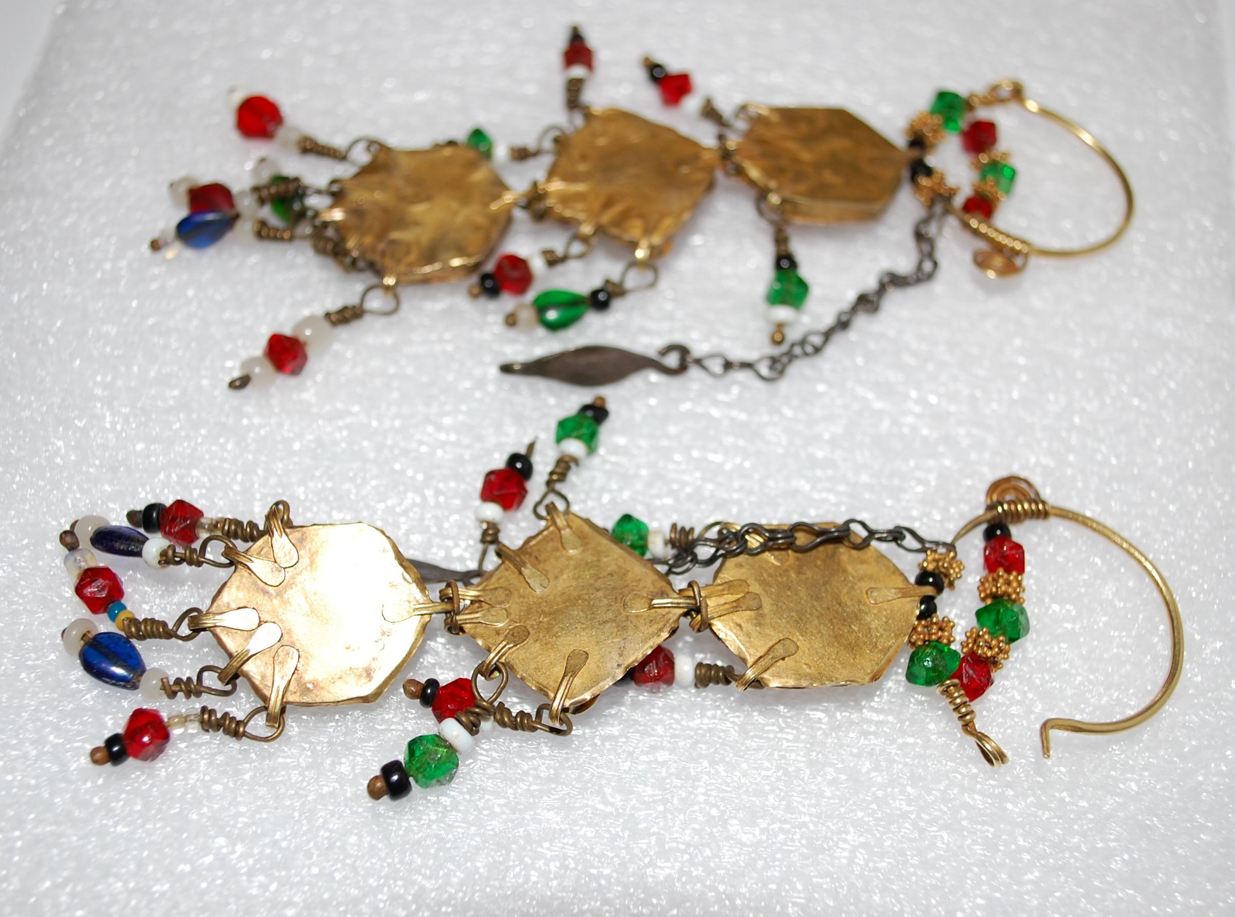 De las mujeres Pendientes Colgantes Qajar de Oro Antiguo de 22K en venta