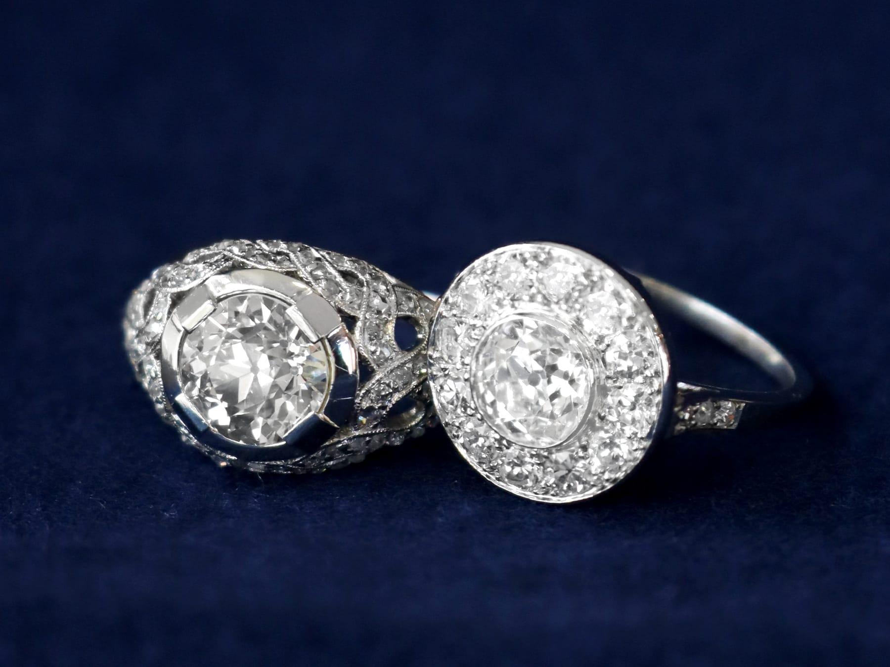 Taille vieille Europe Bague cocktail ancienne en platine avec diamants de 2,30 carats en vente