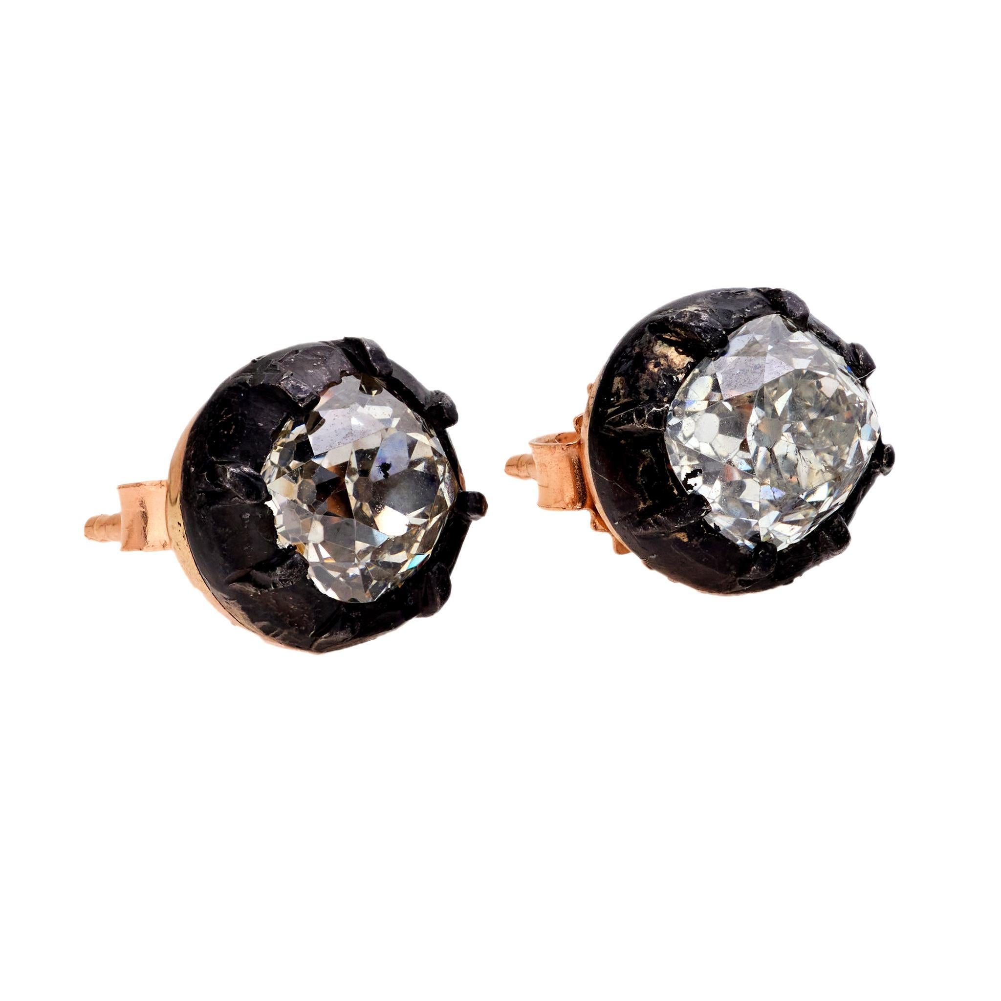 Victorian Antique 2.30 carat total weight diamond 14k rose gold stud earrings For Sale
