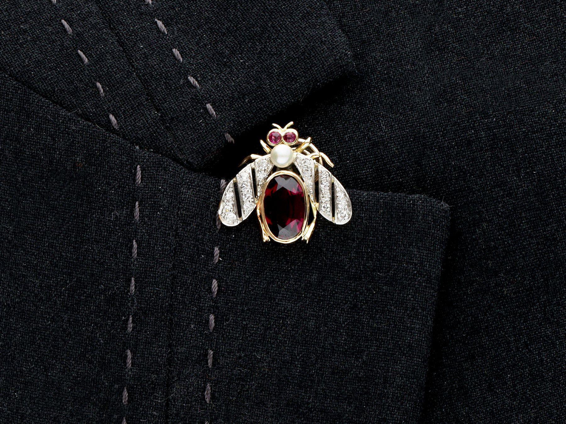 Antique 2.31ct Garnet, Diamond, Ruby and Pearl Gold Insect Buttonhole Brooch For Sale 1