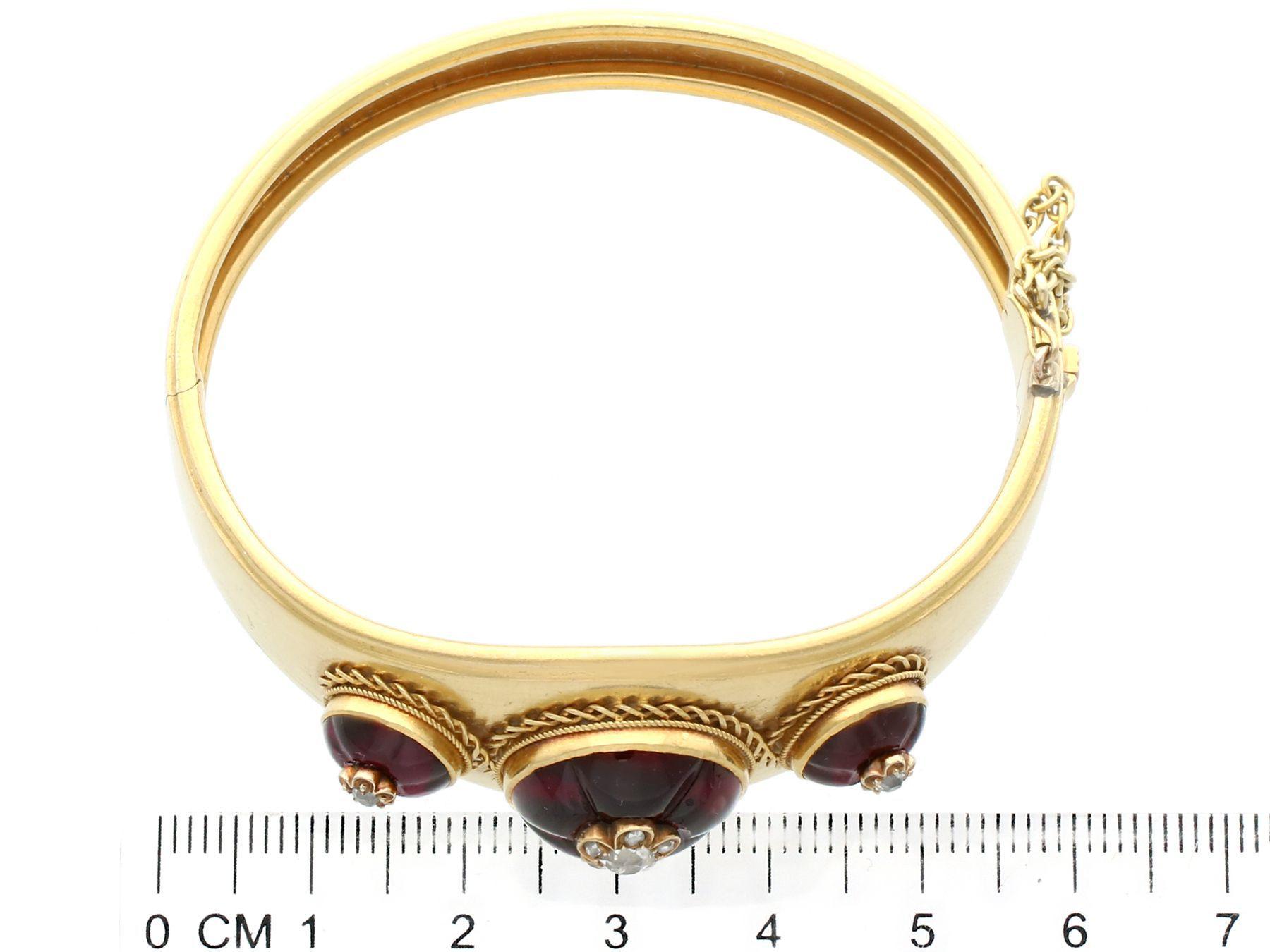 Antique 23.59 Carat Garnet Diamond Yellow Gold Bangle For Sale 2