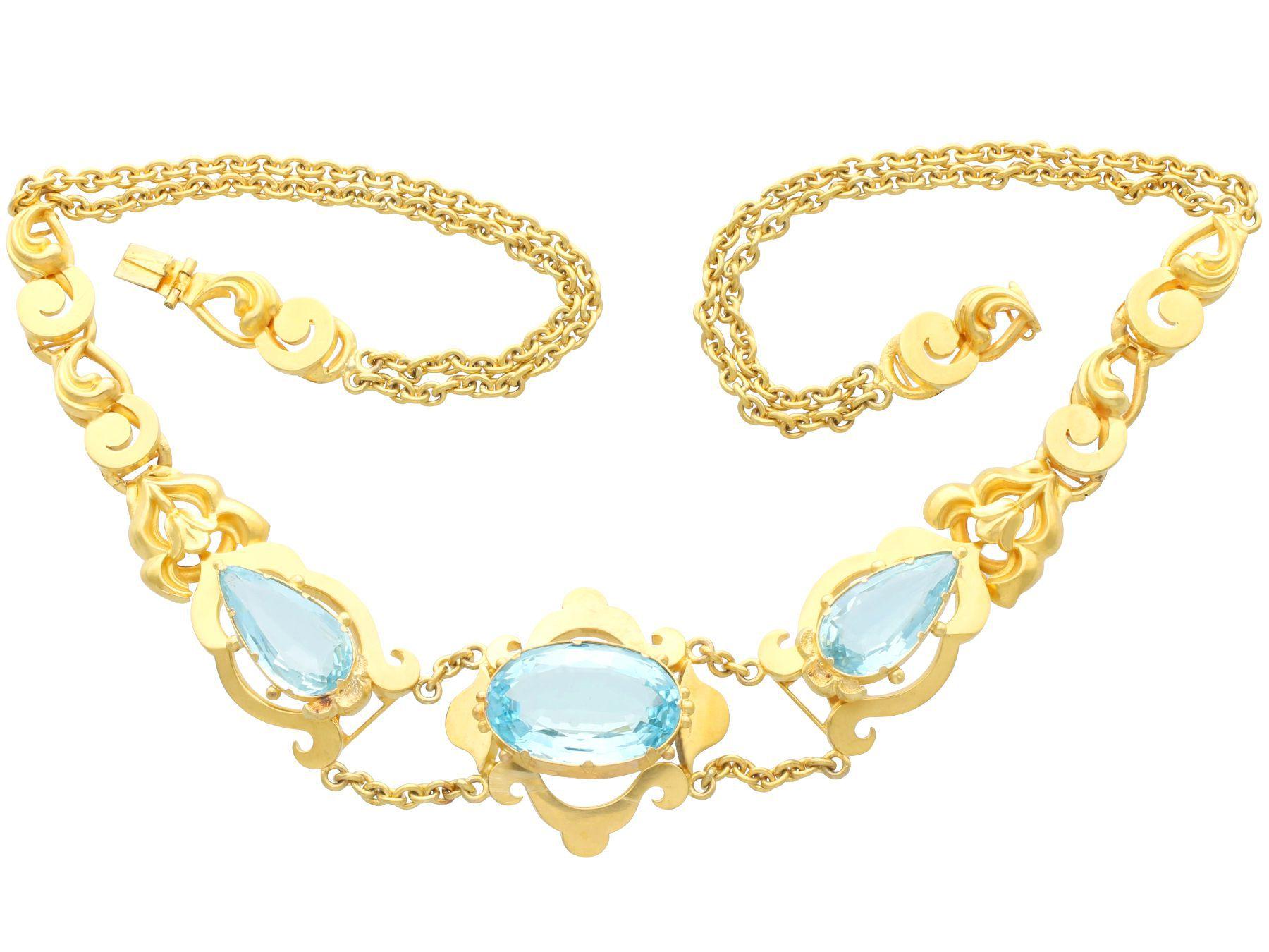 Oval Cut Antique 23.72ct Aquamarine and Yellow Gold Necklace Circa 1850