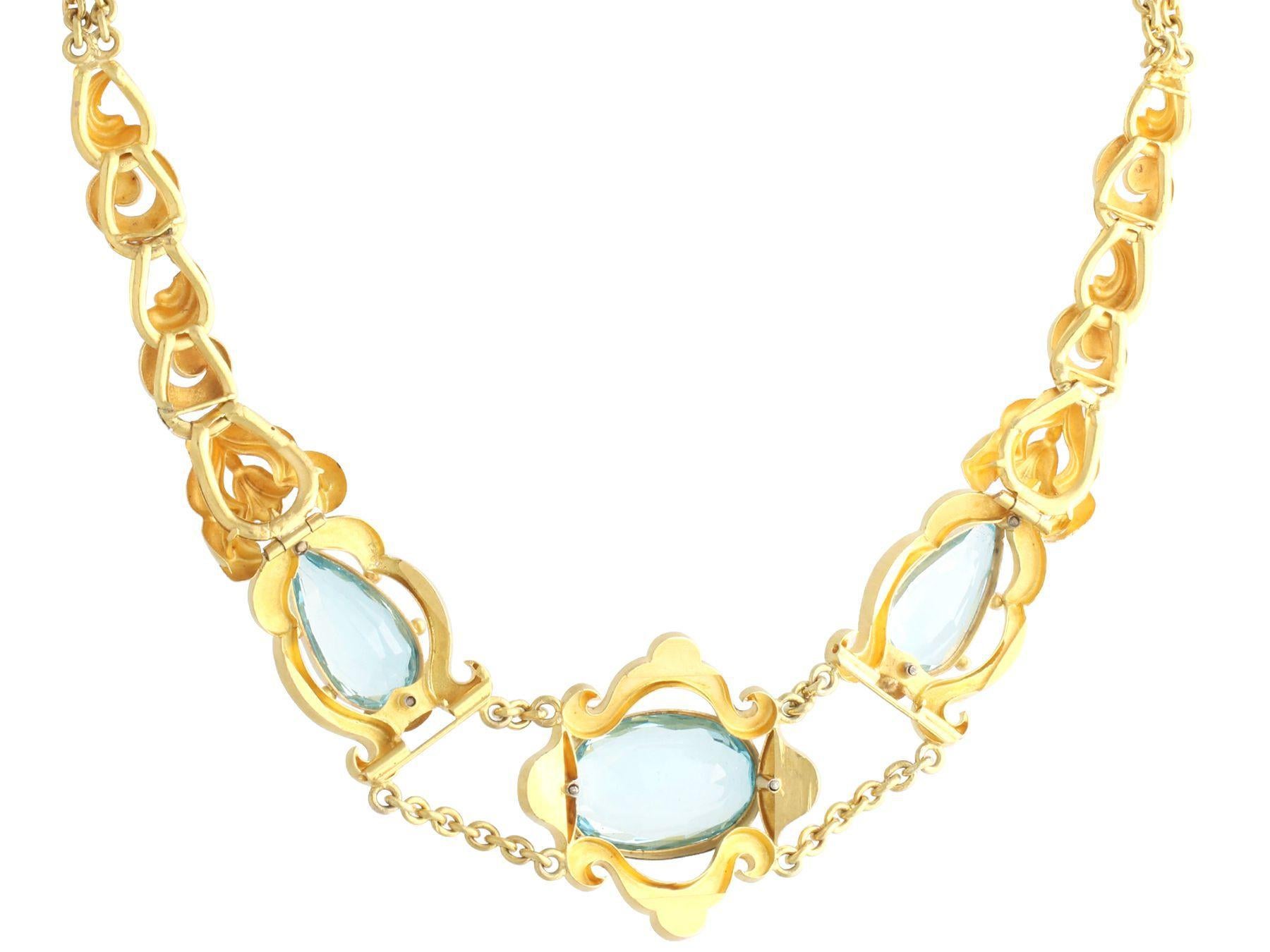 Women's or Men's Antique 23.72ct Aquamarine and Yellow Gold Necklace Circa 1850