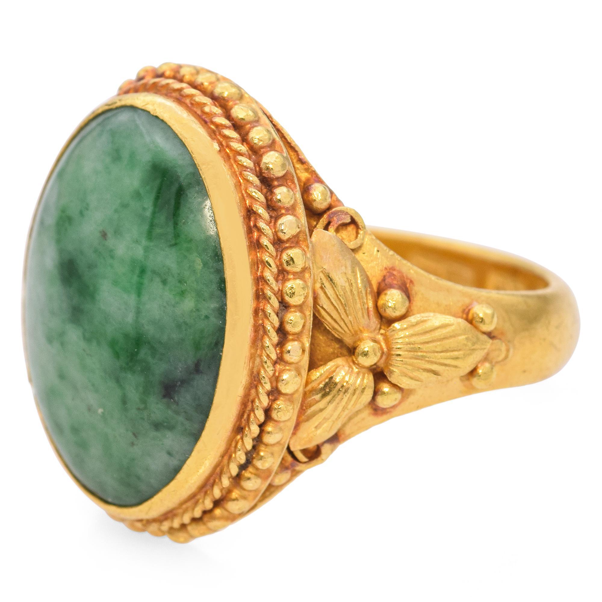 Women's Antique 23k Yellow Gold Jadeite Cabochon Statement Ring For Sale