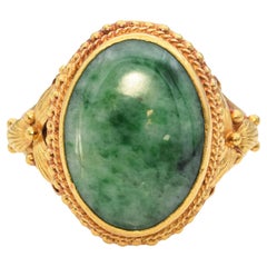 Antiker 23k Gelbgold Jadeit Cabochon Statement-Ring mit Jadeit
