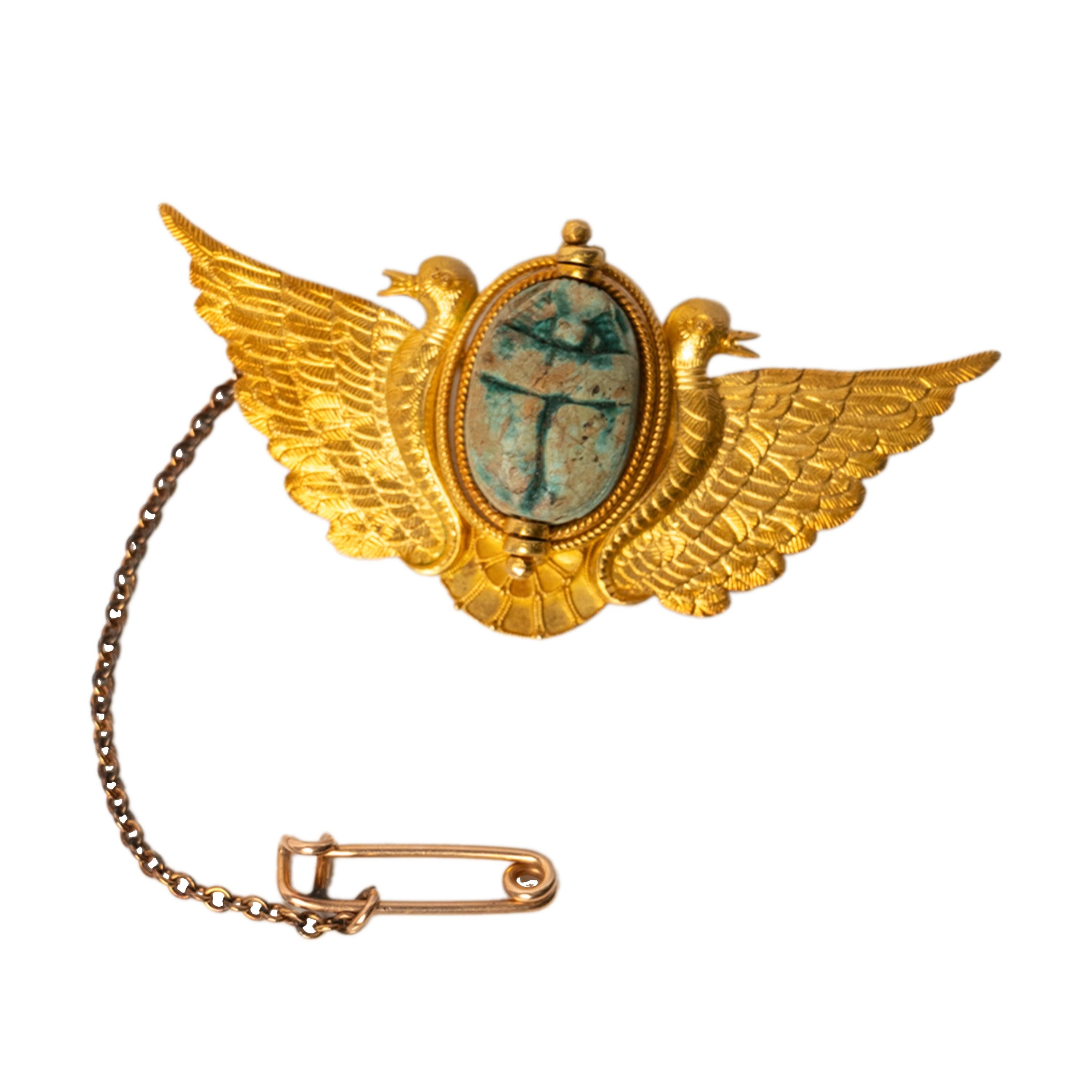 Italian Antique 24 Karat Gold Egyptian Revival Scarab Pendant Brooch Cesare Tombini 1870 For Sale