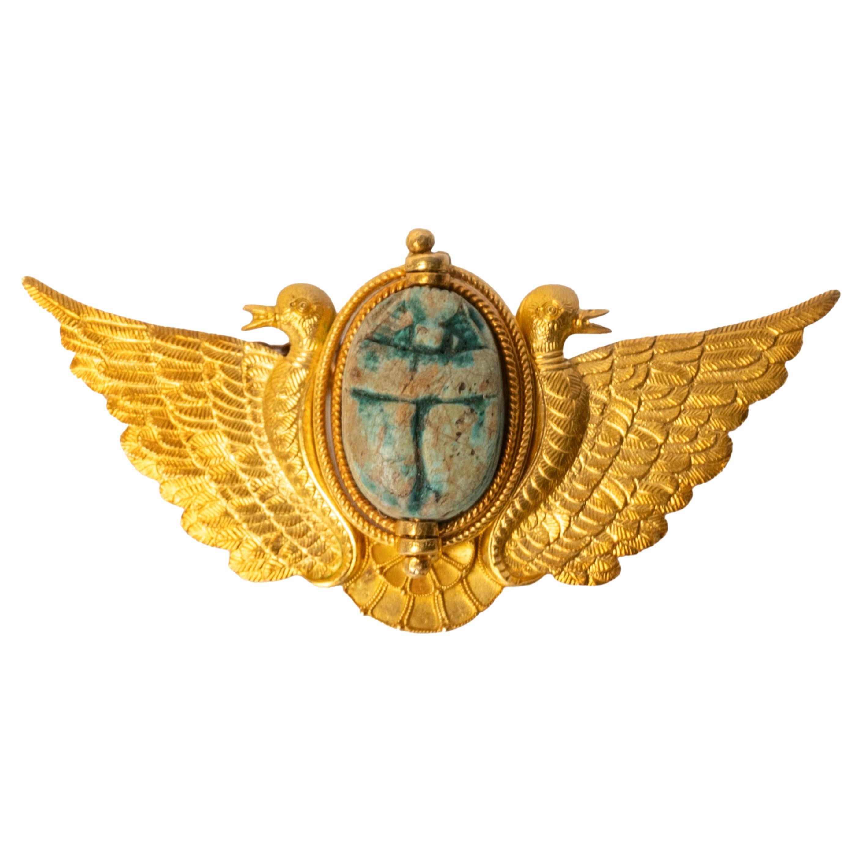 Antique 24 Karat Gold Egyptian Revival Scarab Pendant Brooch Cesare Tombini 1870 For Sale