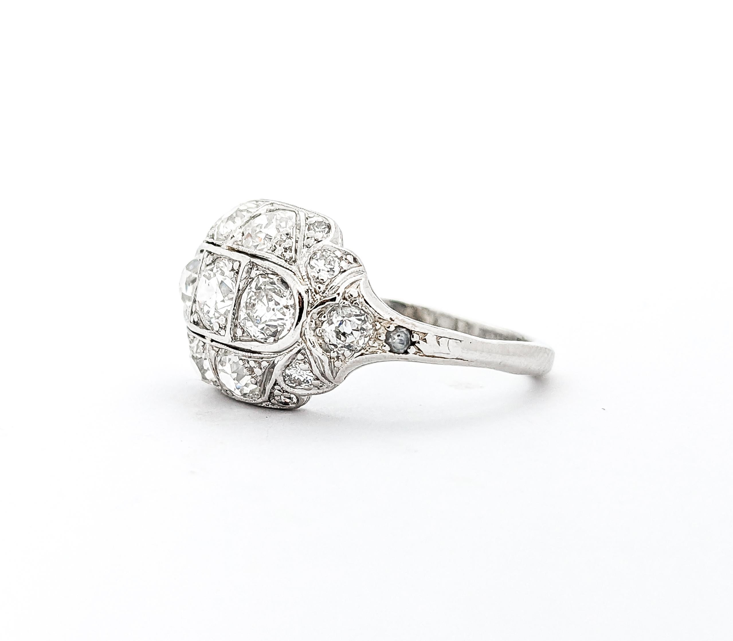 Antique 2.40ctw Mine Cut Diamonds Ring In Platinum For Sale 5
