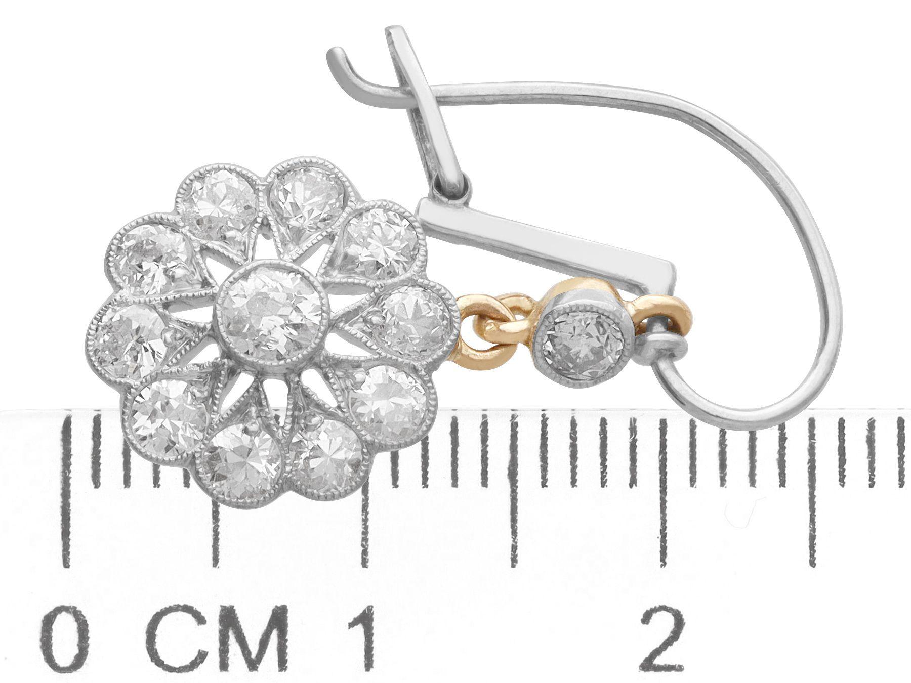 Antike antike Cluster-Ohrringe, 2,46 Karat Diamant und 15k Gelbgold, um 1920 im Angebot 2