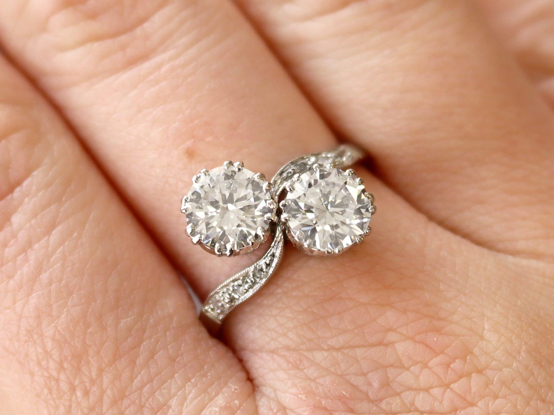 Round Cut Antique 2.47 Carat Diamond and Platinum Twist Ring For Sale