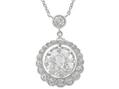 Pendentif Halo en platine et diamant de 2,48 carats Circa 1920
