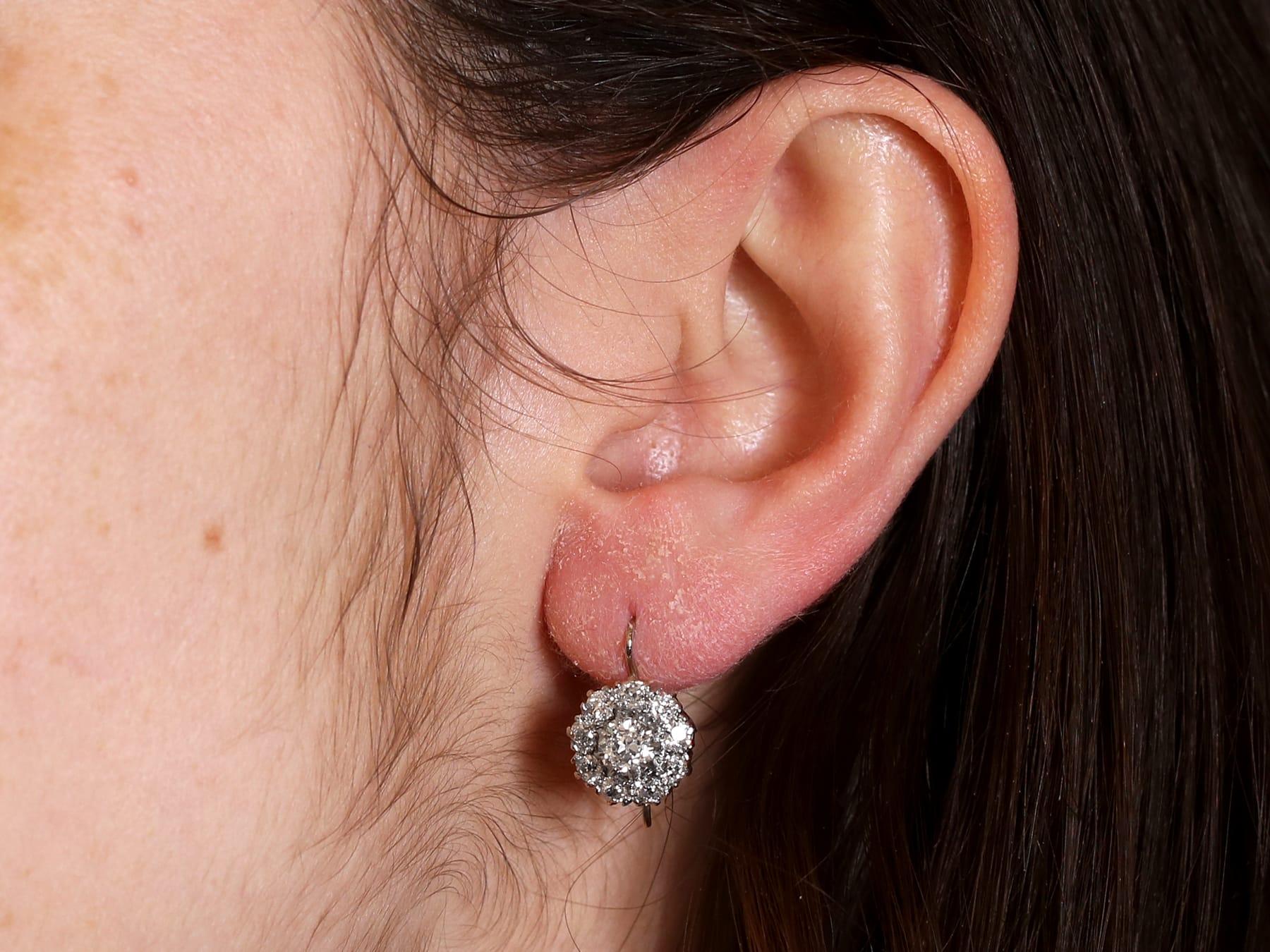 Antique 2.50 Carat Diamond and Platinum Cluster Earrings Circa 1900 For Sale 5