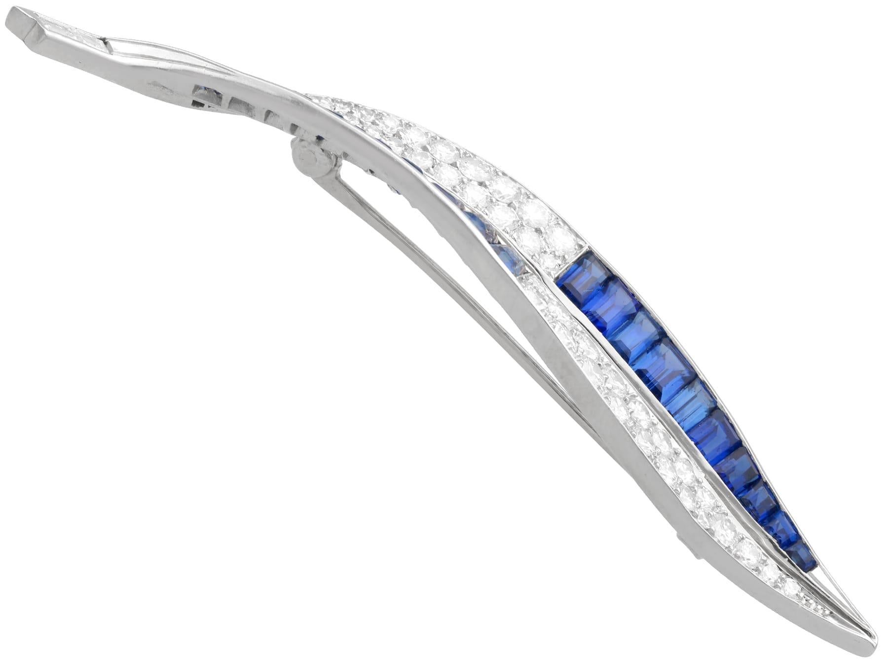 Antique 2.54Ct Sapphire, 3.25Ct Diamond and Platinum Leaf Brooch Circa 1930 For Sale 1