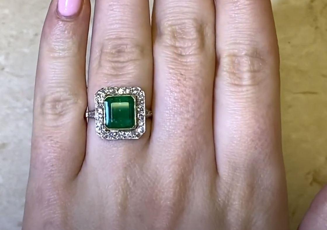 Antique 2.62ct Columbian Emerald Engagement Ring, Diamond Halo, 18k Yellow Gold In Excellent Condition In New York, NY