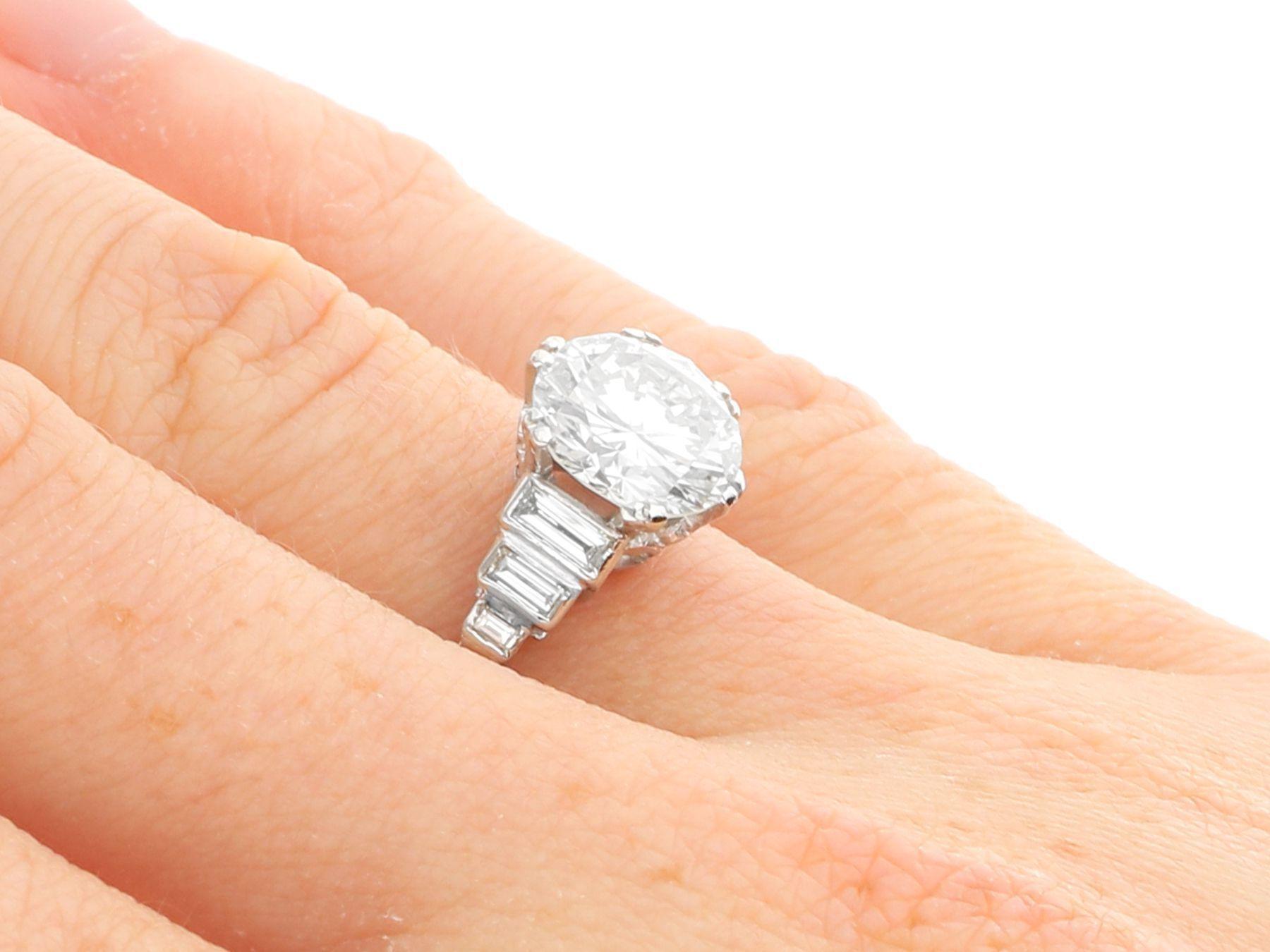 Antique 2.62 Carat Diamond and Platinum Solitaire Ring For Sale 1