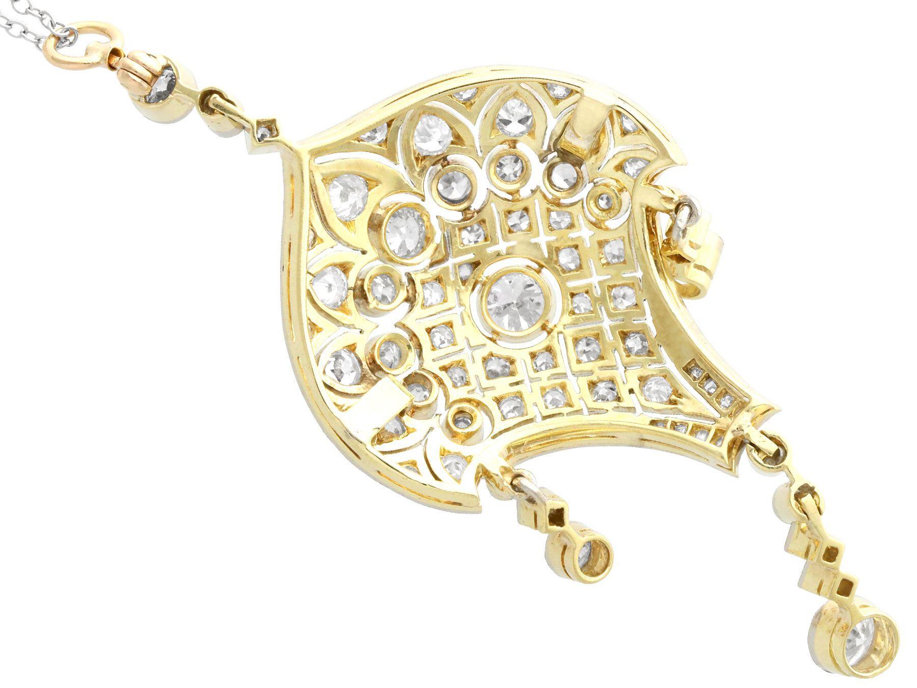 Women's or Men's Antique 2.71 Carat Diamond and Yellow Gold Pendant For Sale
