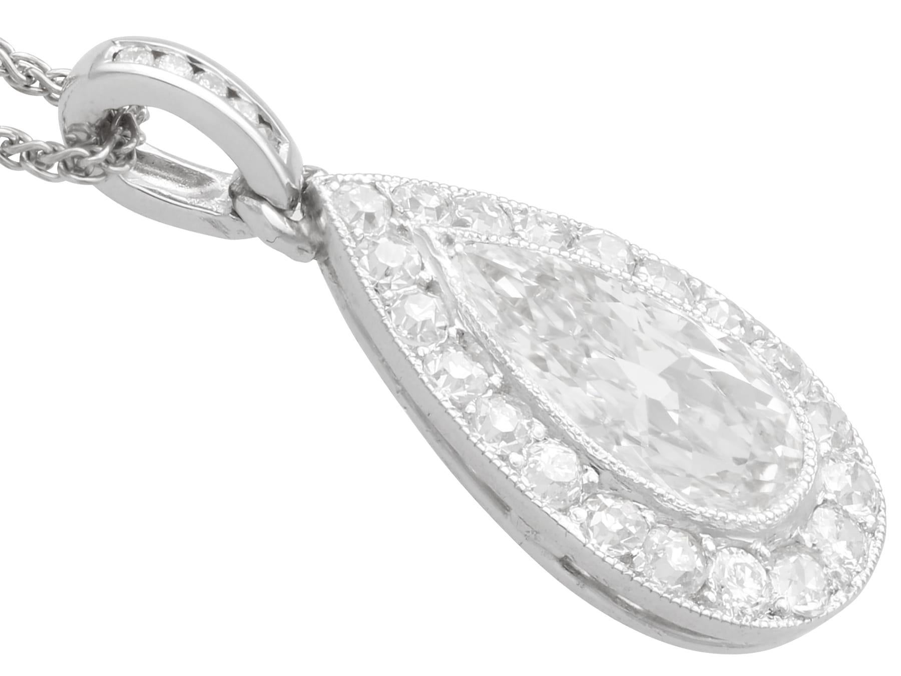 Antique 2.72Ct Diamond and Platinum Pendant Circa 1910 For Sale 1
