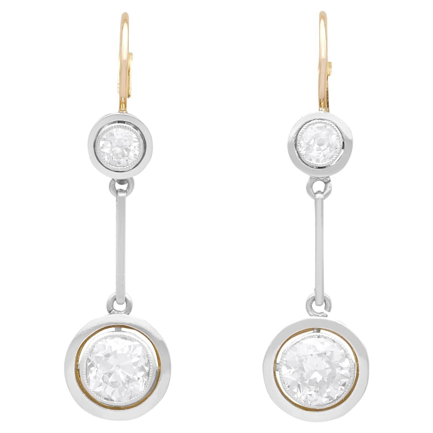 Boucles d'oreilles pendantes en or jaune avec diamants de 2,75 carats datant des années 1920