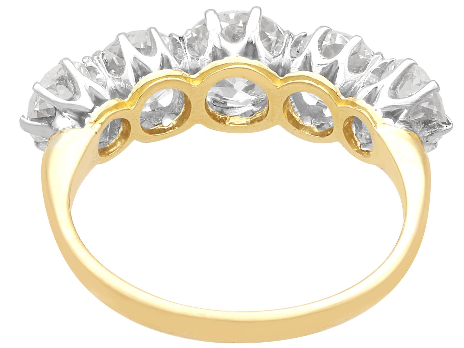 Antiker 2,83 Karat Diamant und 18k Gelbgold Fünf Stein Ring CIRCA 1930 im Angebot 1