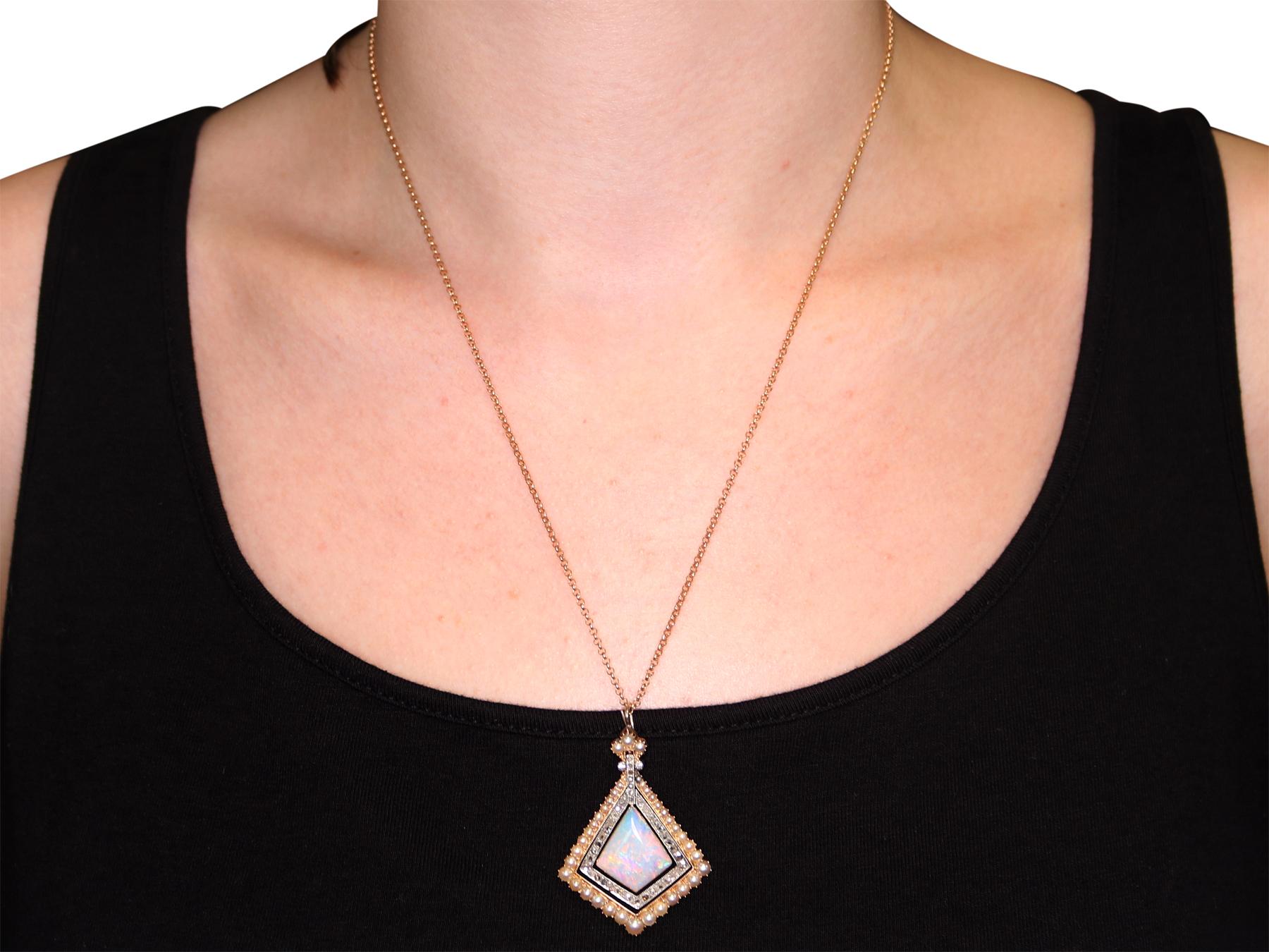 Antique 2.88 Carat Opal 0.84 Carat Diamond and Pearl Yellow Gold Pendant For Sale 2