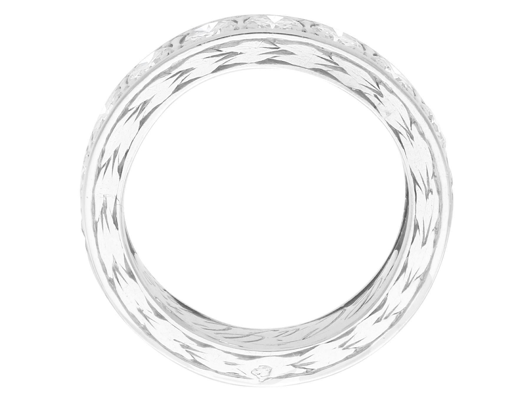Round Cut Antique 2.89 Carat Diamond and Platinum Full Eternity Ring - Circa 1935 For Sale