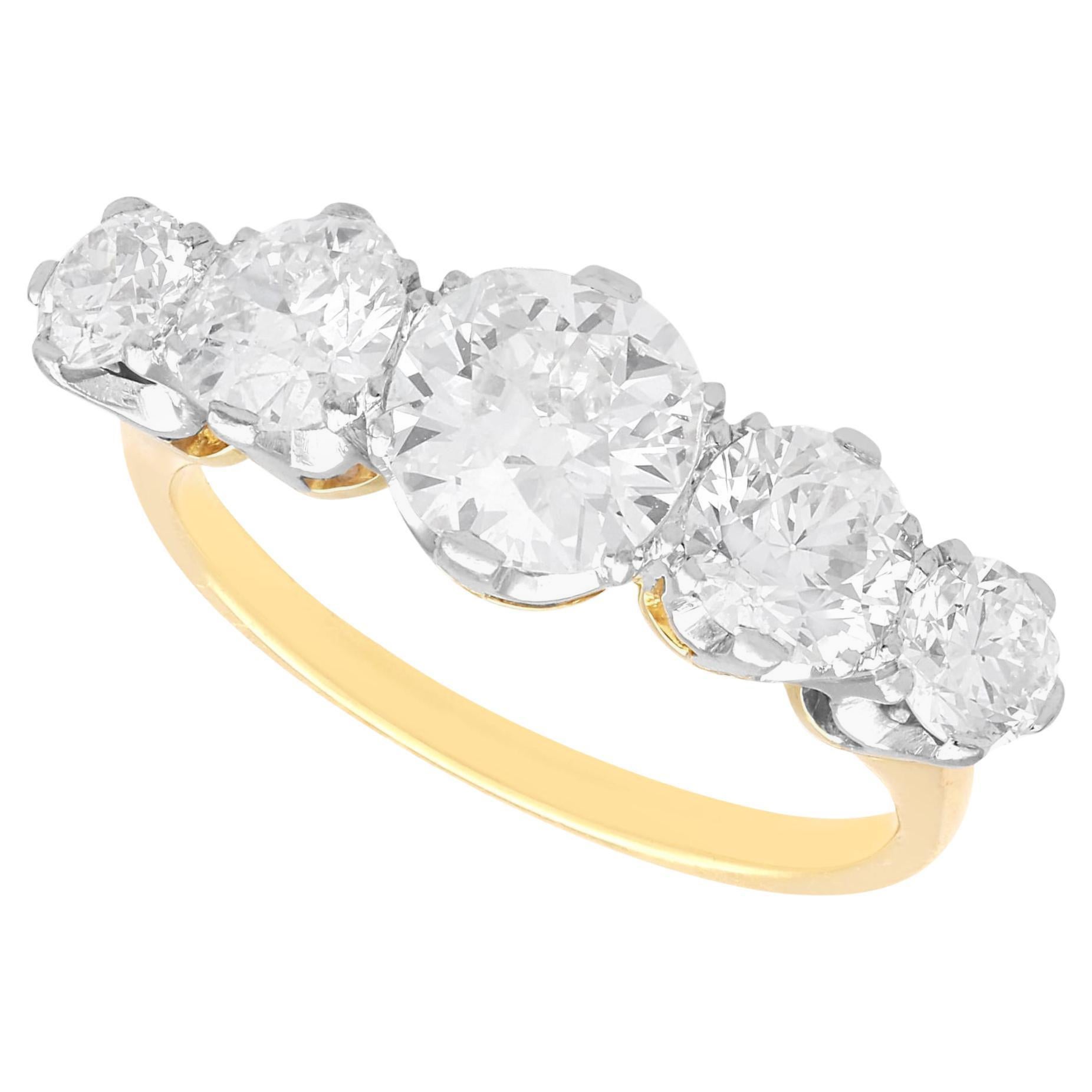 Antiker 2,92 Karat Diamant und 18k Gelbgold Fünf-Stein-Ring um 1935
