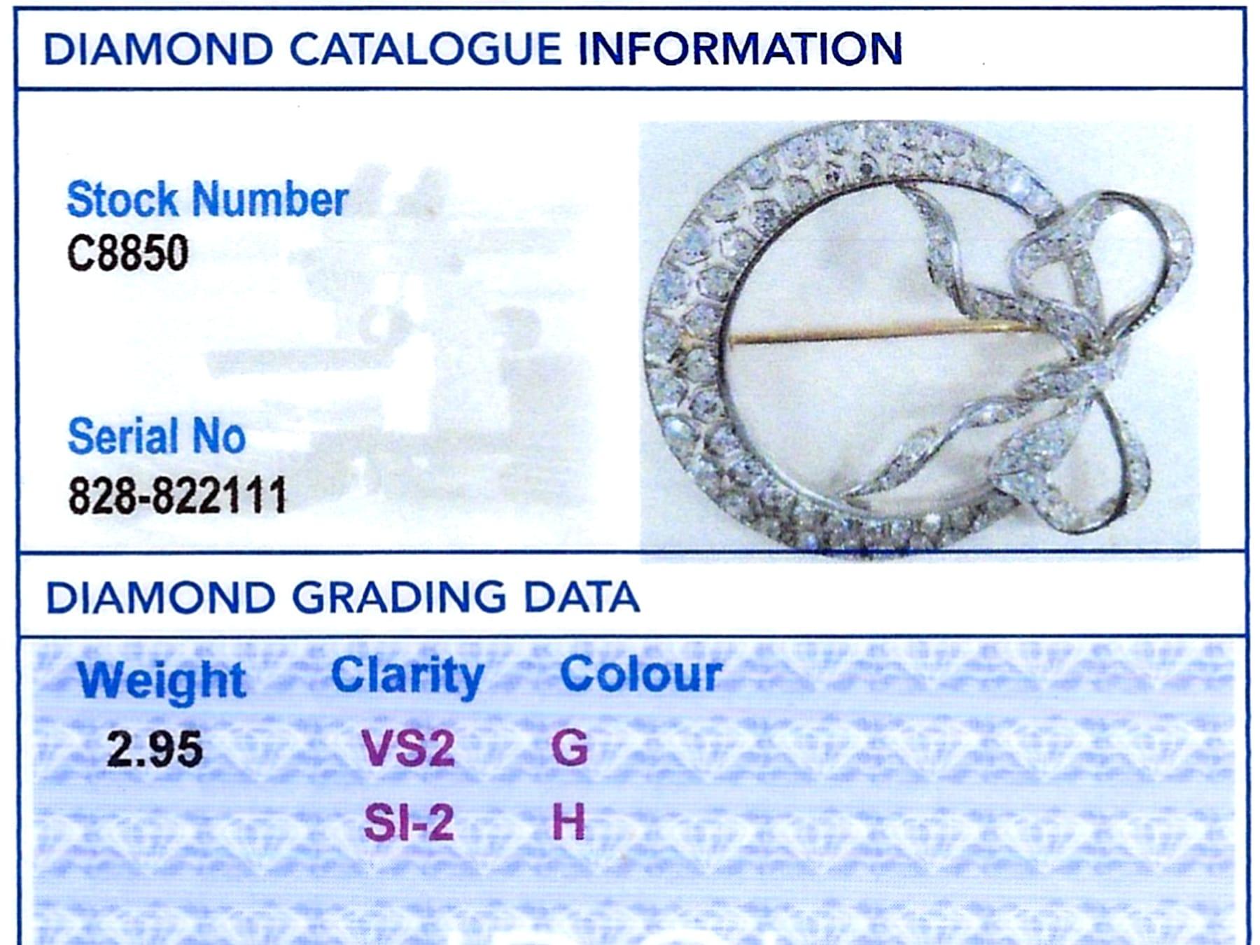 Antique 2.95Ct Diamond and Platinum Crescent Bow Brooch Circa 1930 For Sale 4