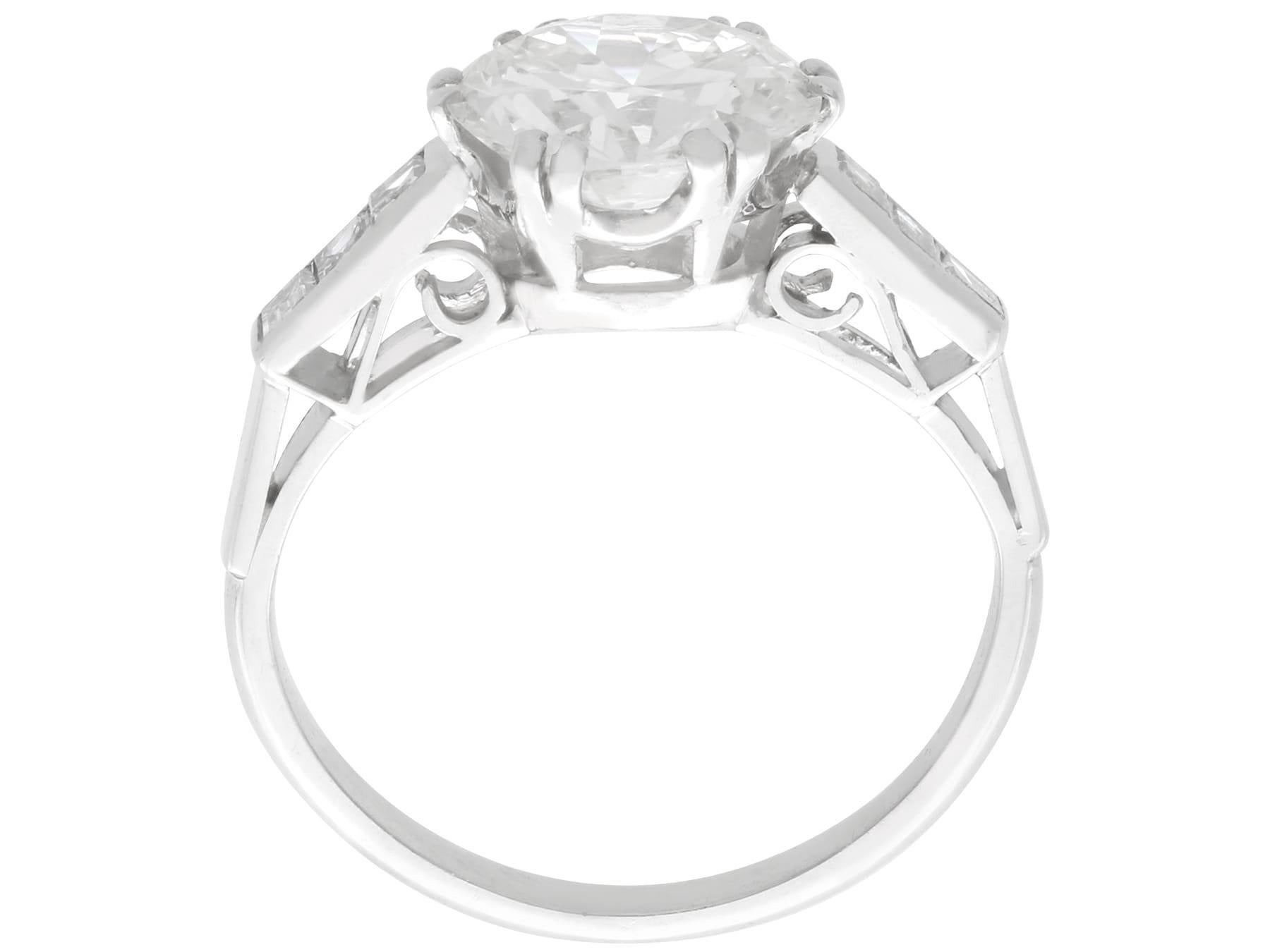 Bague solitaire ancienne en platine et diamant de 2,99 carats, c. 1935 en vente 1