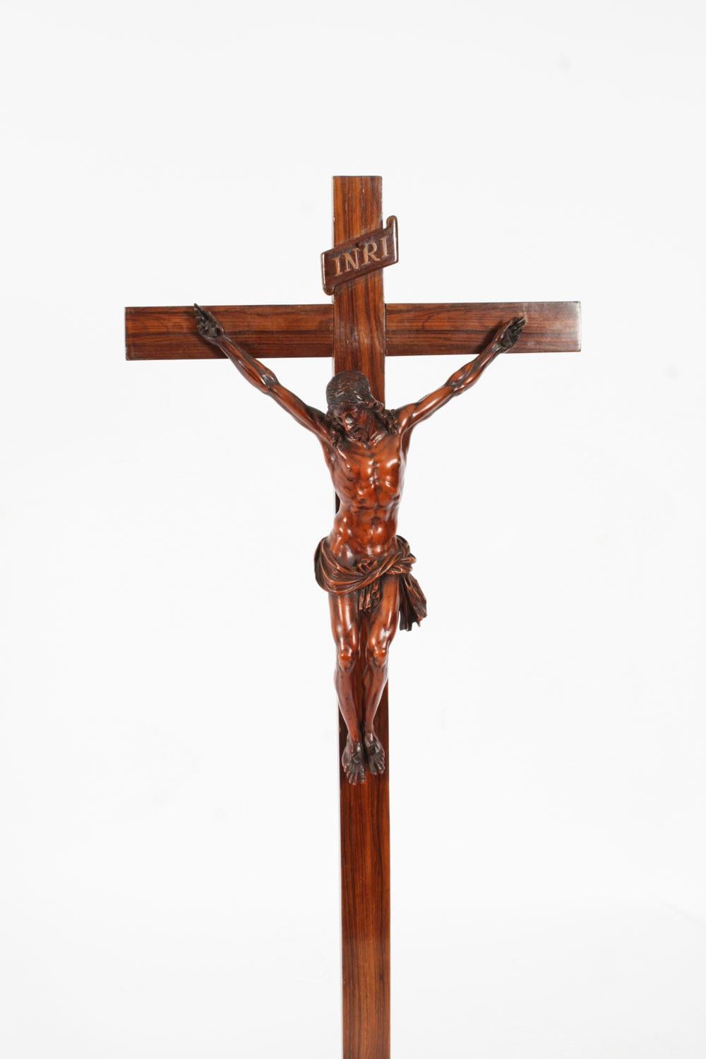 Antique 2ft French Box Wood Corpus Christi Olive Wood Cross & Base 17th Century In Good Condition For Sale In London, GB