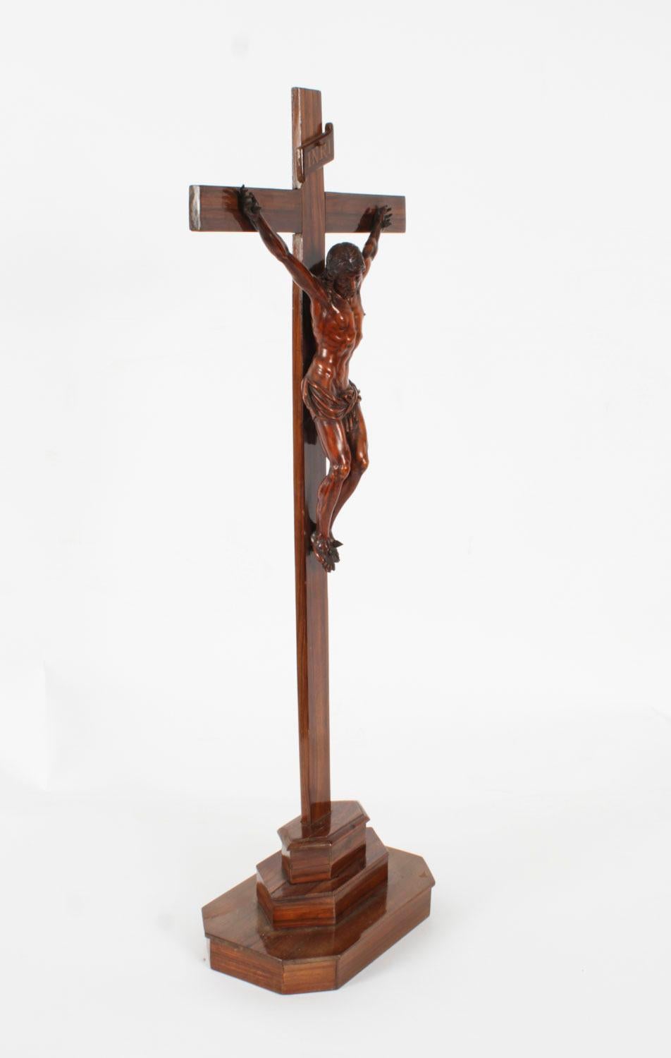 Antique 2ft French Box Wood Corpus Christi Olive Wood Cross & Base 17th Century For Sale 2