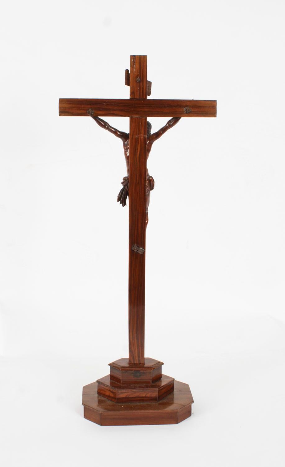 Antique 2ft French Box Wood Corpus Christi Olive Wood Cross & Base 17th Century For Sale 4