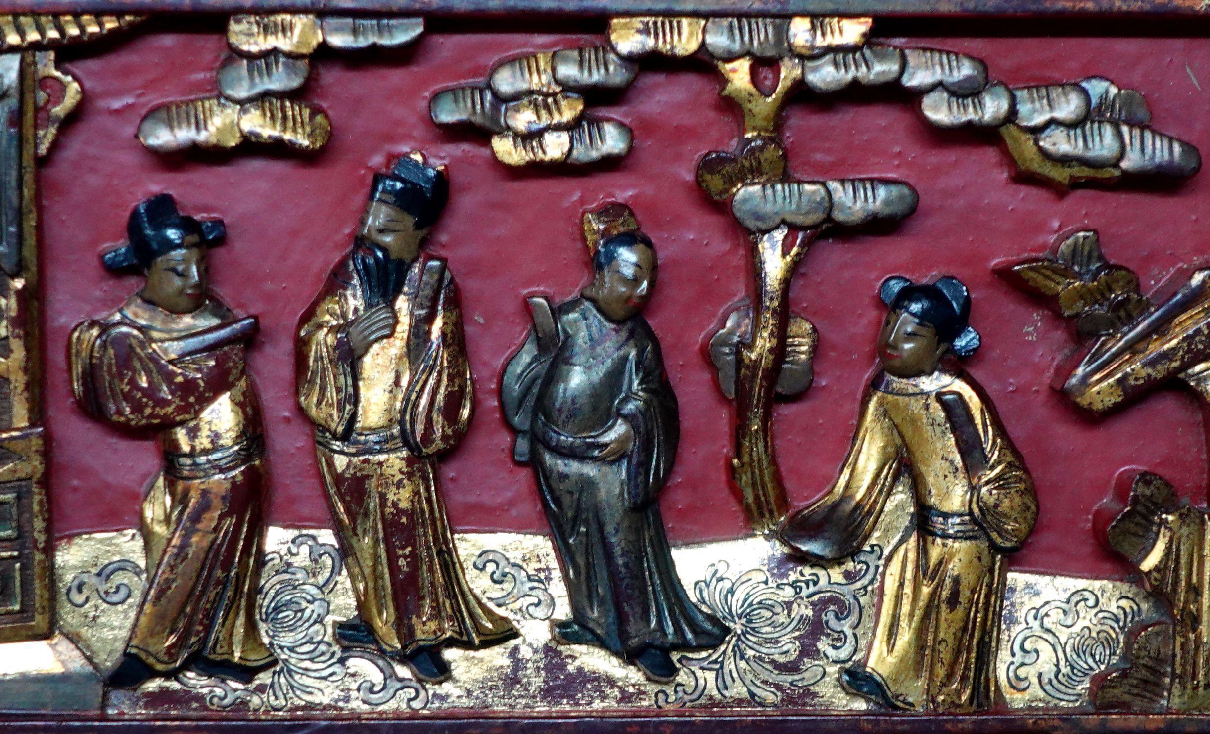 Antique 3 Architectural Panels of Chinese Carved Gilt Statue Group For Sale 3