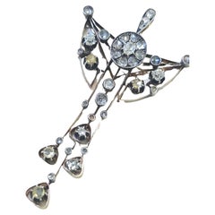 Pendentif russe ancien en or avec diamants de 3 carats