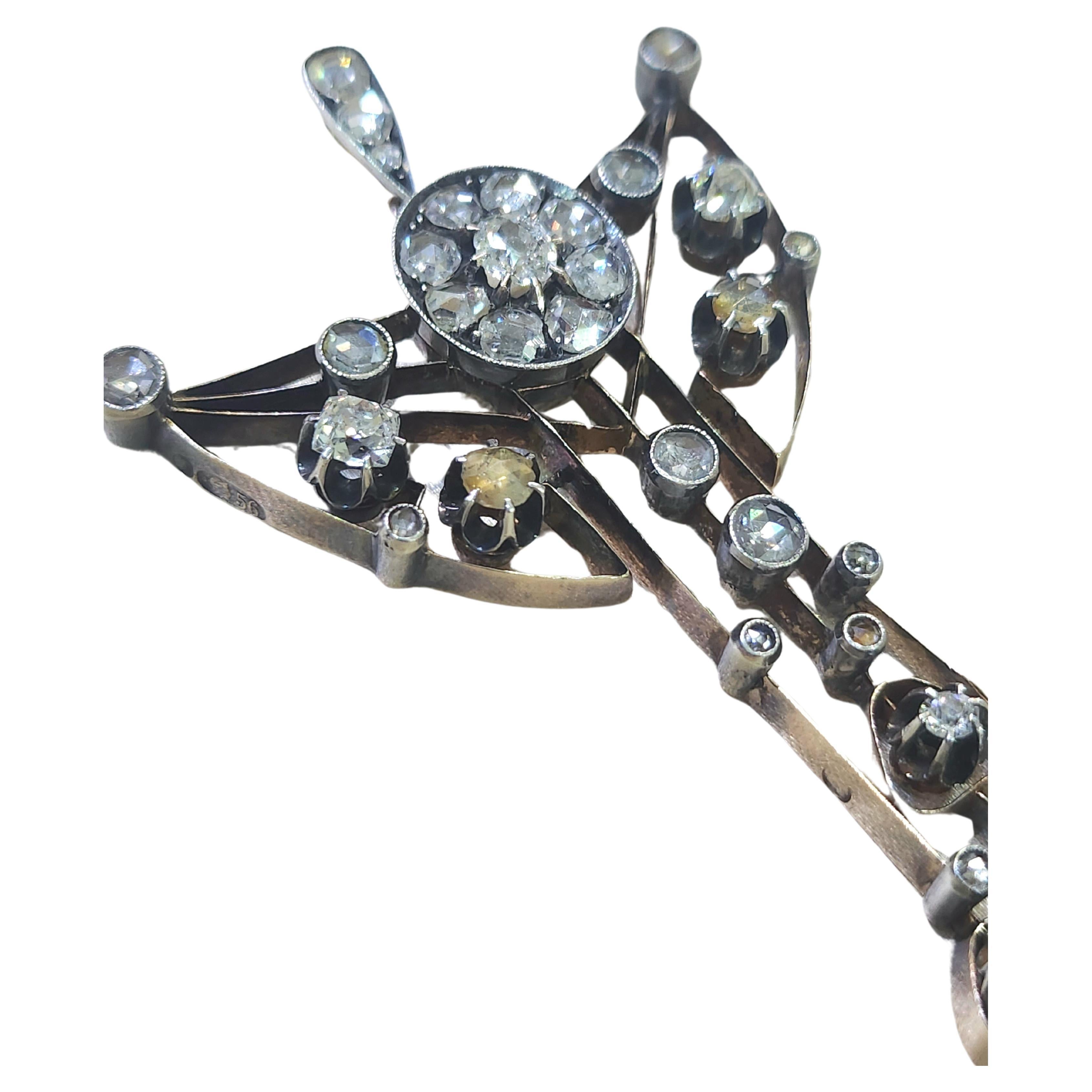 Pendentif russe ancien en or avec diamants de 3 carats en vente 1