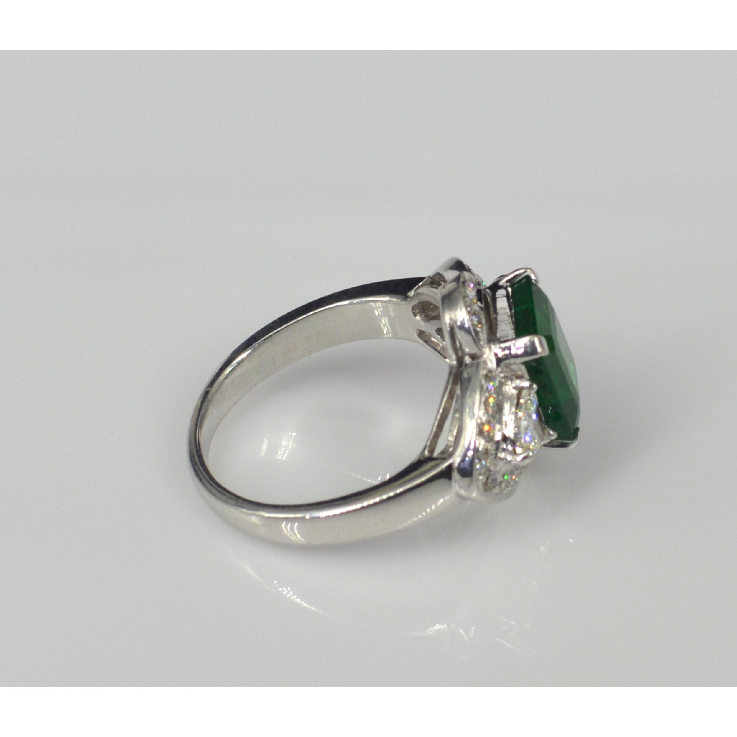 For Sale:  Antique 3 Carat Emerald Engagement Ring, Emerald Statement Ring 6