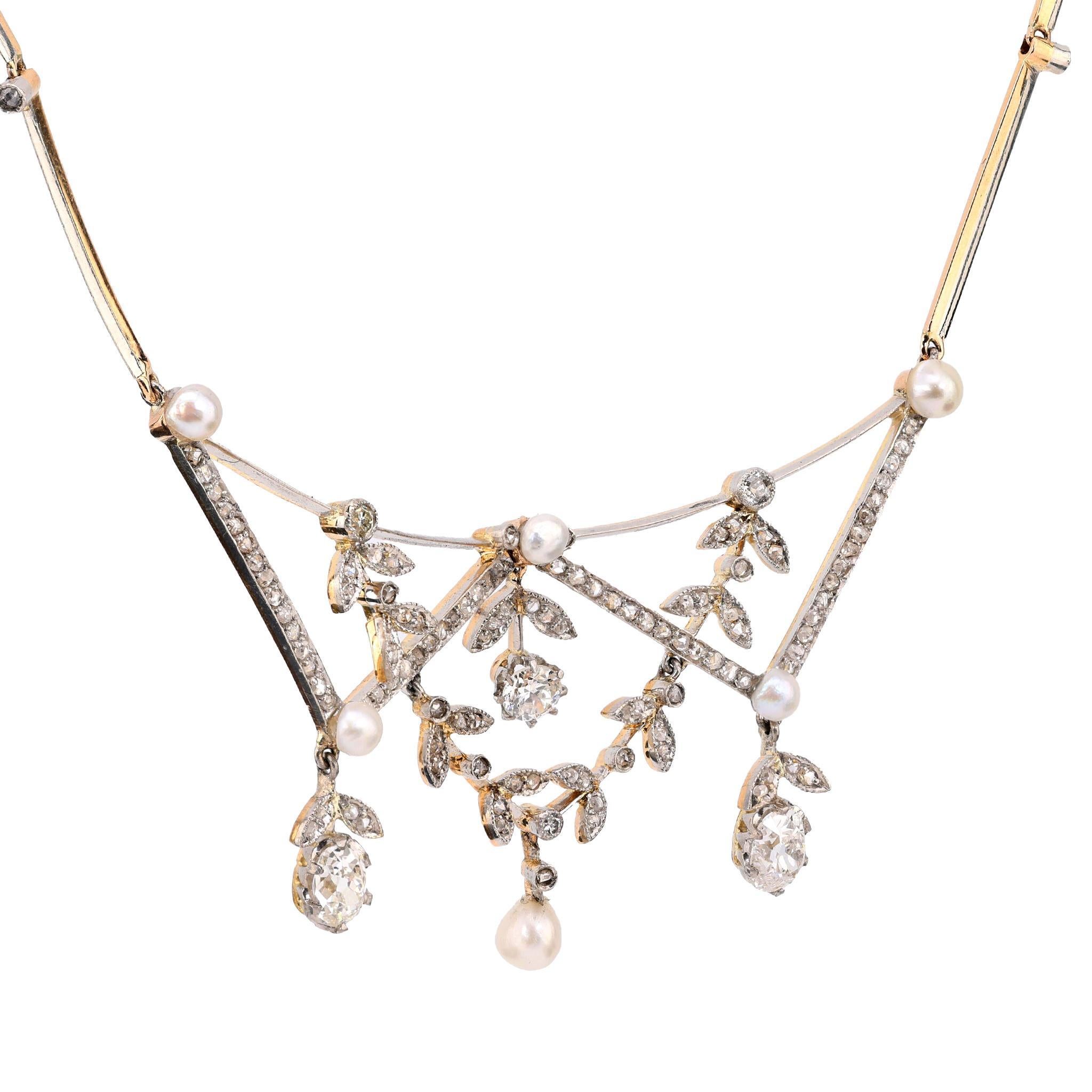 Victorian Antique 3 carat total weight diamond pearl 18k yellow gold hinged necklace For Sale