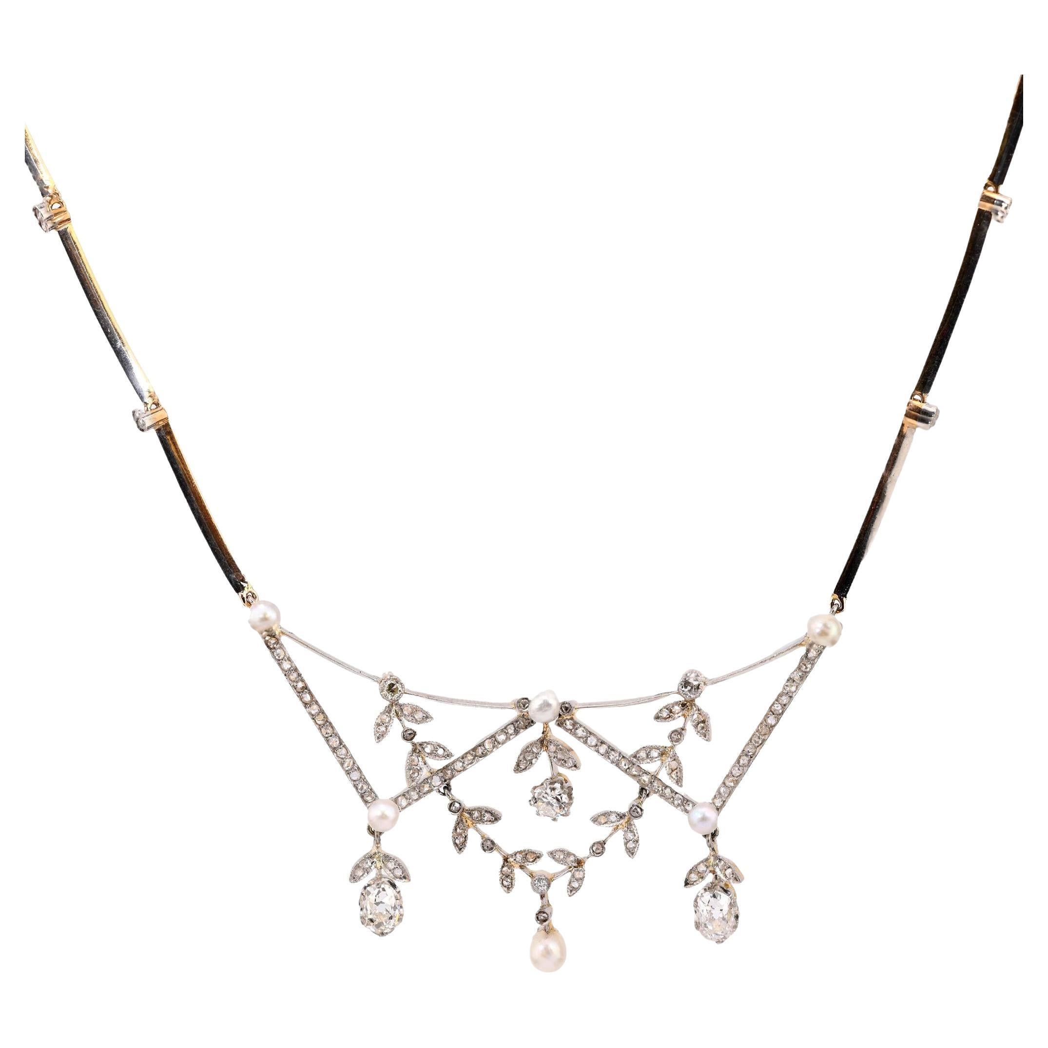 Antique 3 carat total weight diamond pearl 18k yellow gold hinged necklace For Sale