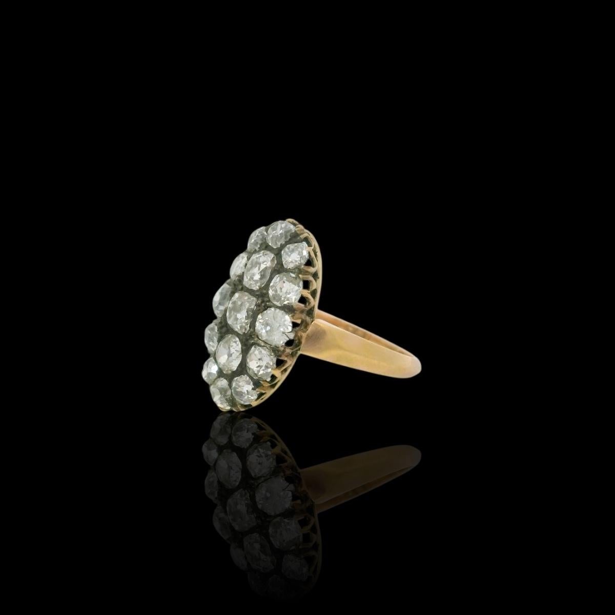Bague ancienne en diamant de 3 carats Unisexe en vente