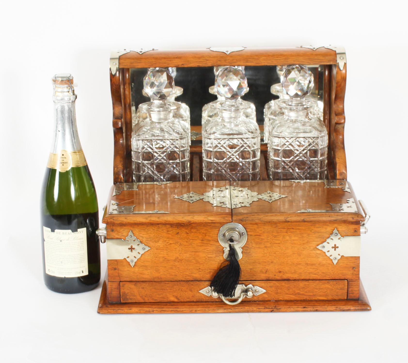 Antique 3 Crystal Decanter Oak Tantalus Dry Bar Games Compendium 19th Century For Sale 13