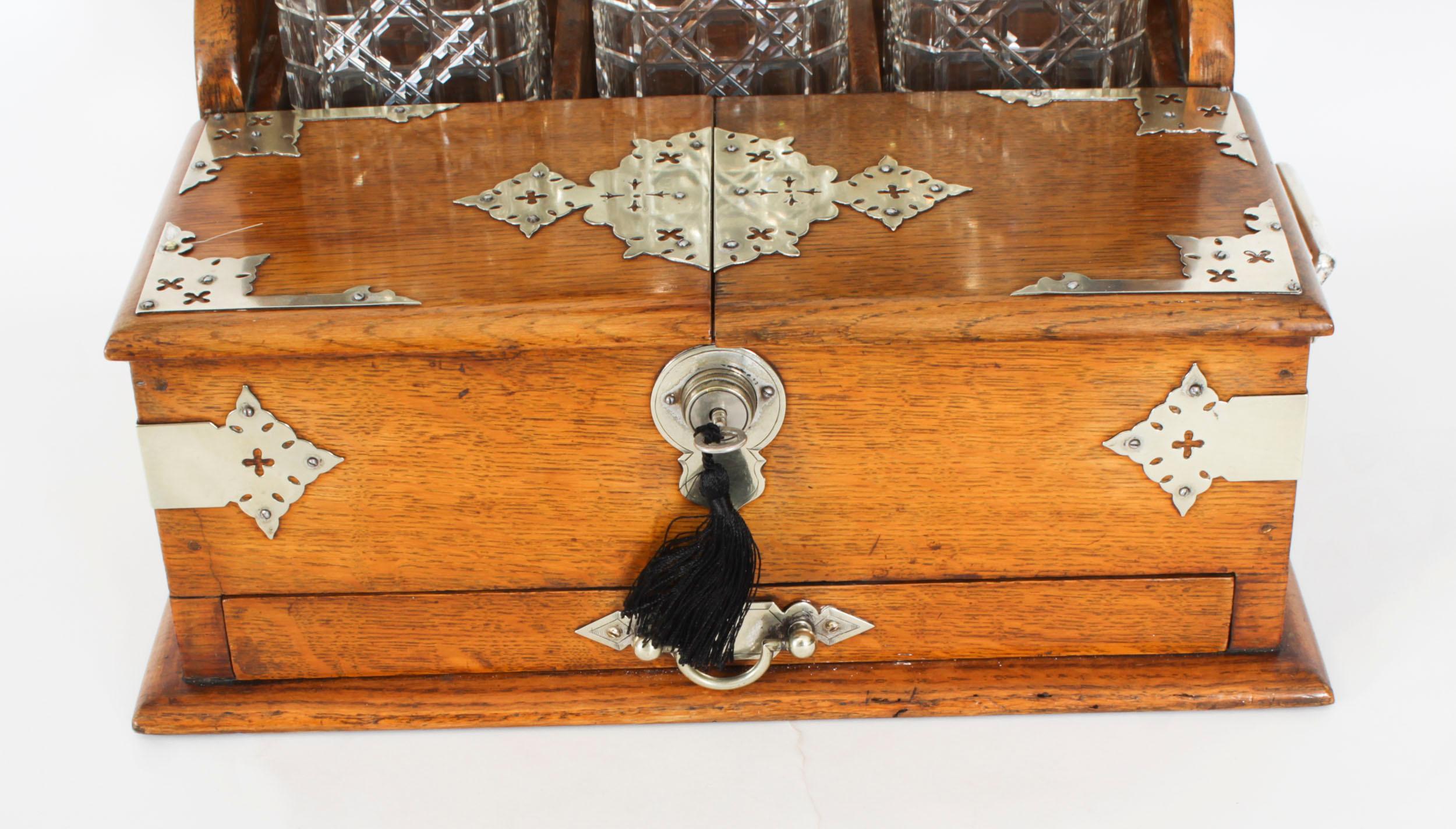 English Antique 3 Crystal Decanter Oak Tantalus Dry Bar Games Compendium 19th Century For Sale