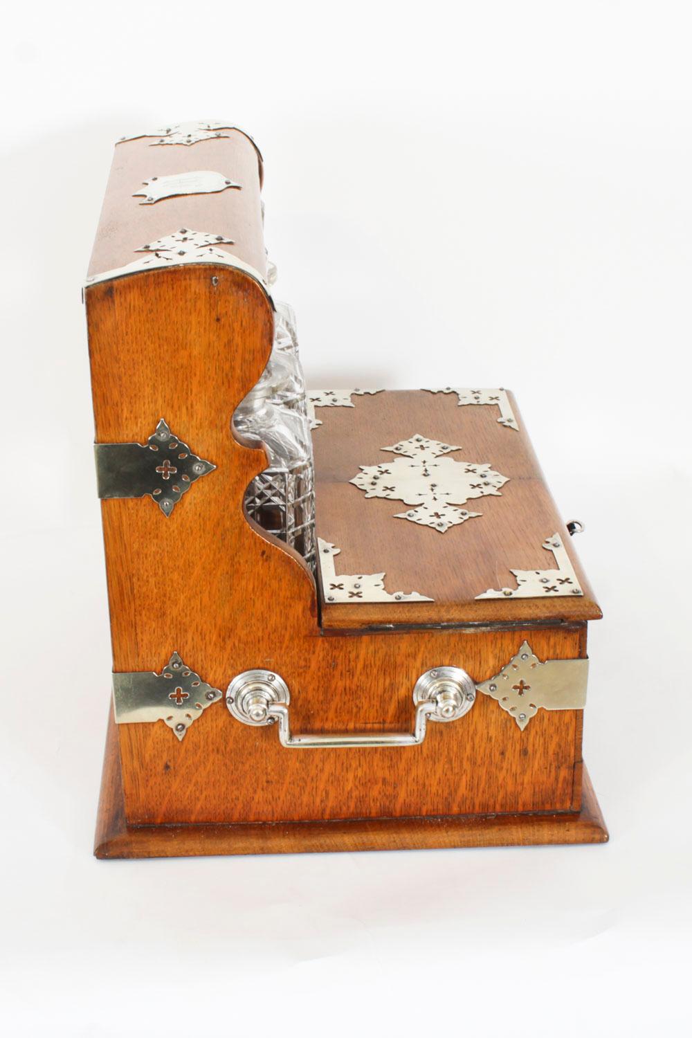 Antique 3 Crystal Decanter Oak Tantalus Dry Bar Games Compendium 19th Century For Sale 2