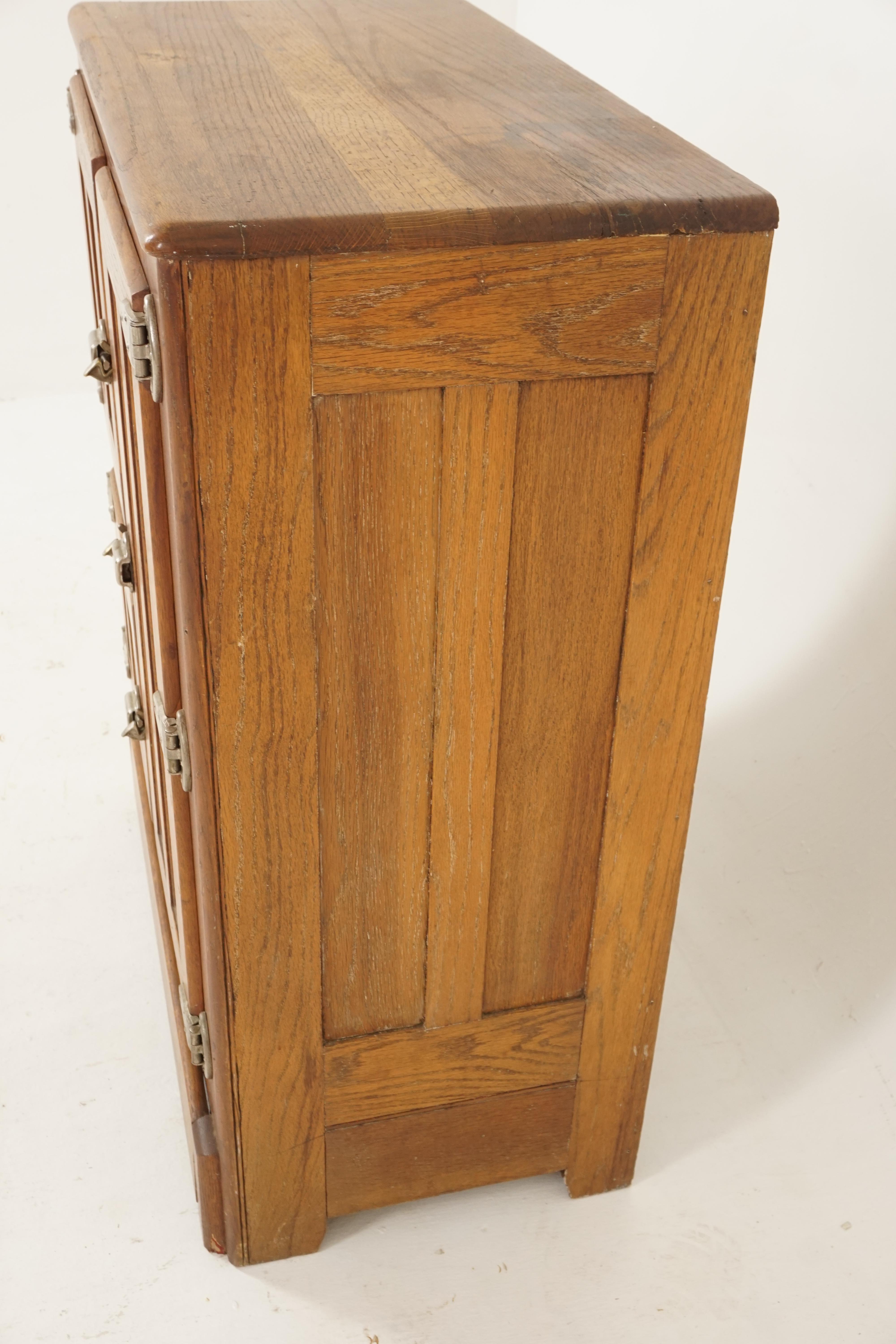 Antique 3 Door Oak Ice Box Front Loader, America 1910, B2557 In Good Condition In Vancouver, BC