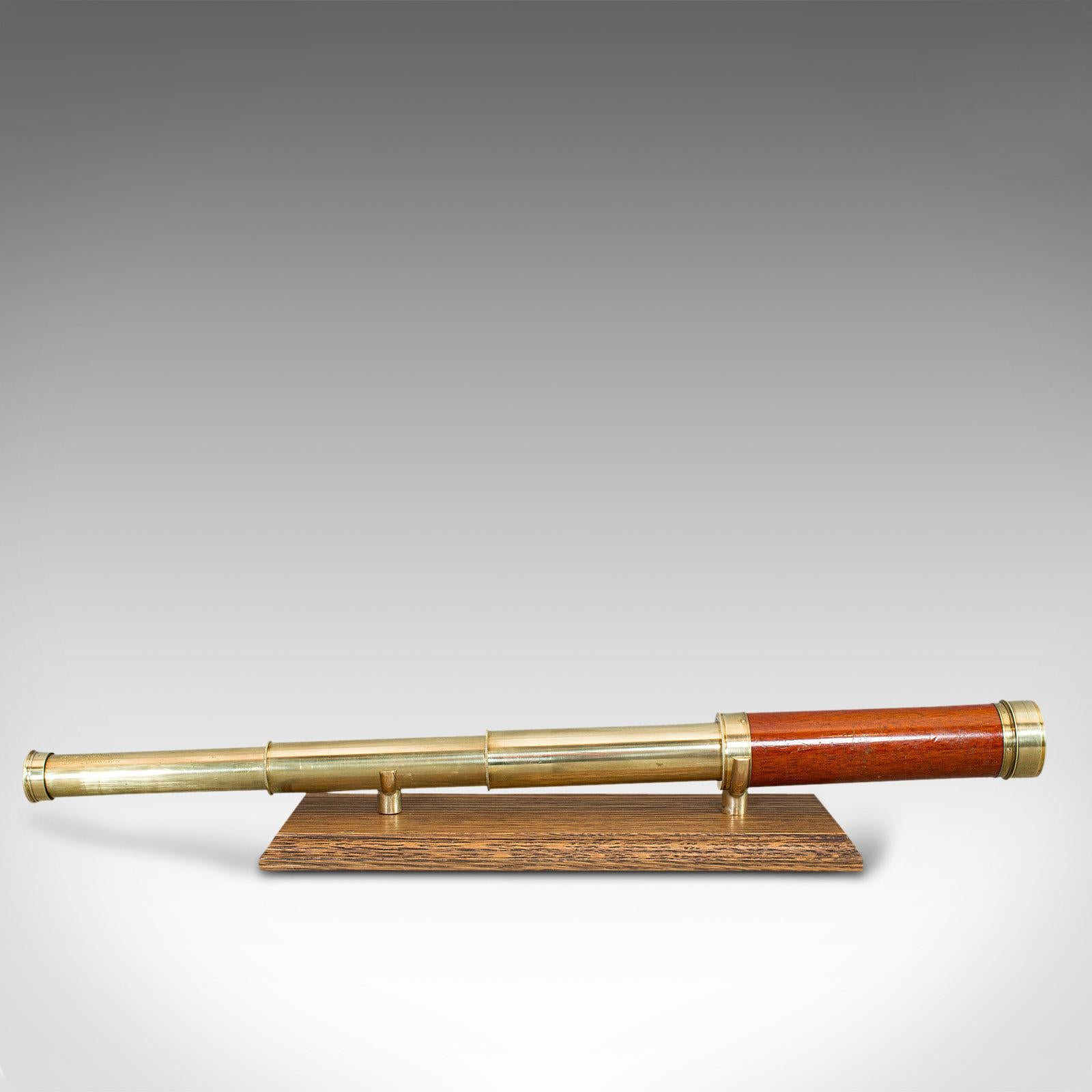 This is an antique 3-draw refractor. An English, terrestrial and astronomical telescope by Matthew Berge, dating to the Georgian period, circa 1805.

Perfect for bird watching, landscape appreciation, wildlife, or maritime observation. Equally