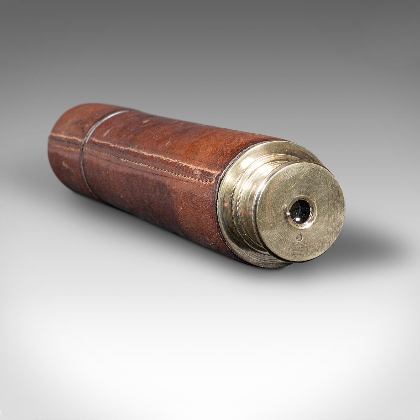 Telescope ancien à 3 tiroirs, laiton, cuir, Newton & Co, Victorien, C.1870 en vente 2