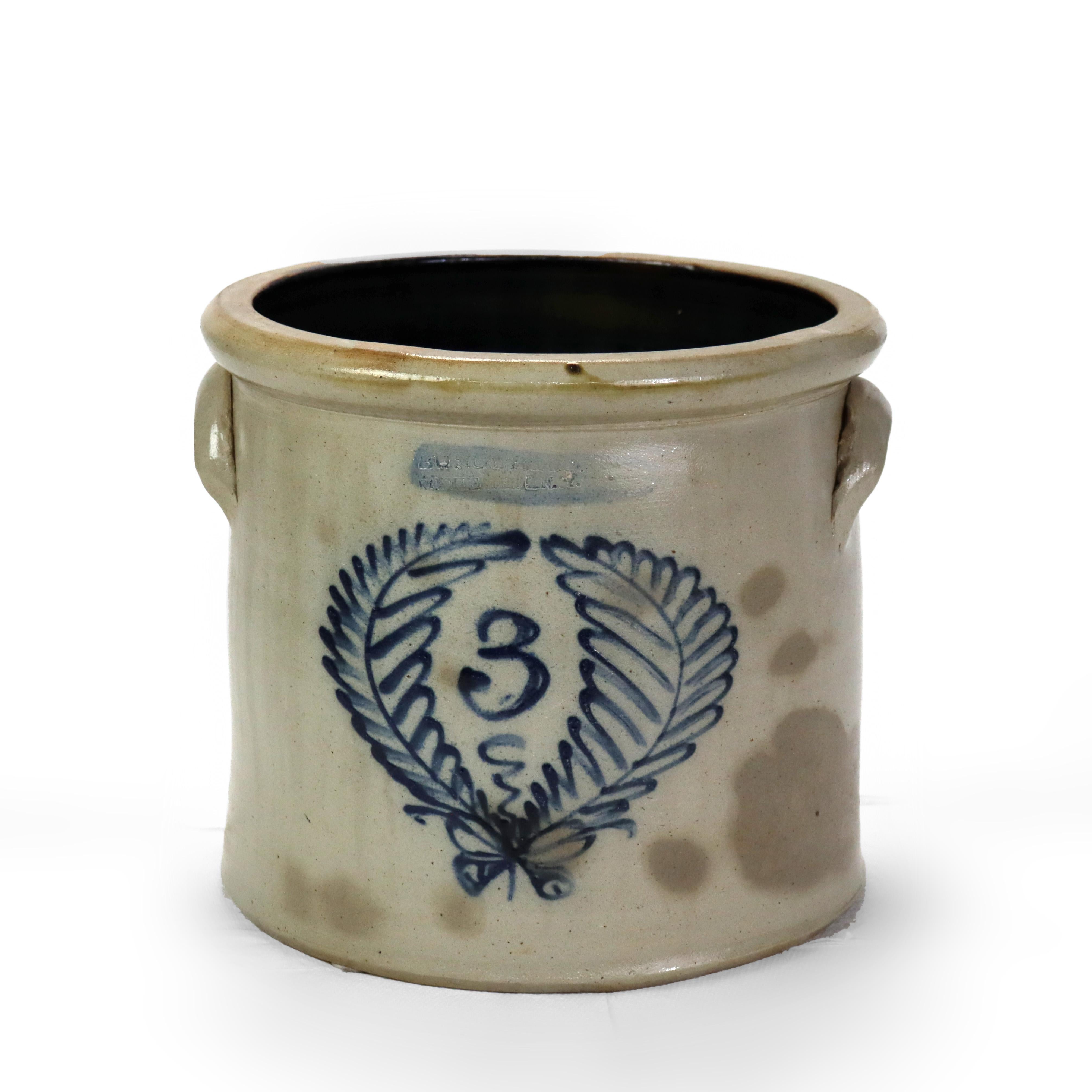Antico vaso da 3 galloni in gres blu decorato con motivo a ghirlanda d'alloro, 1870 ca. in vendita