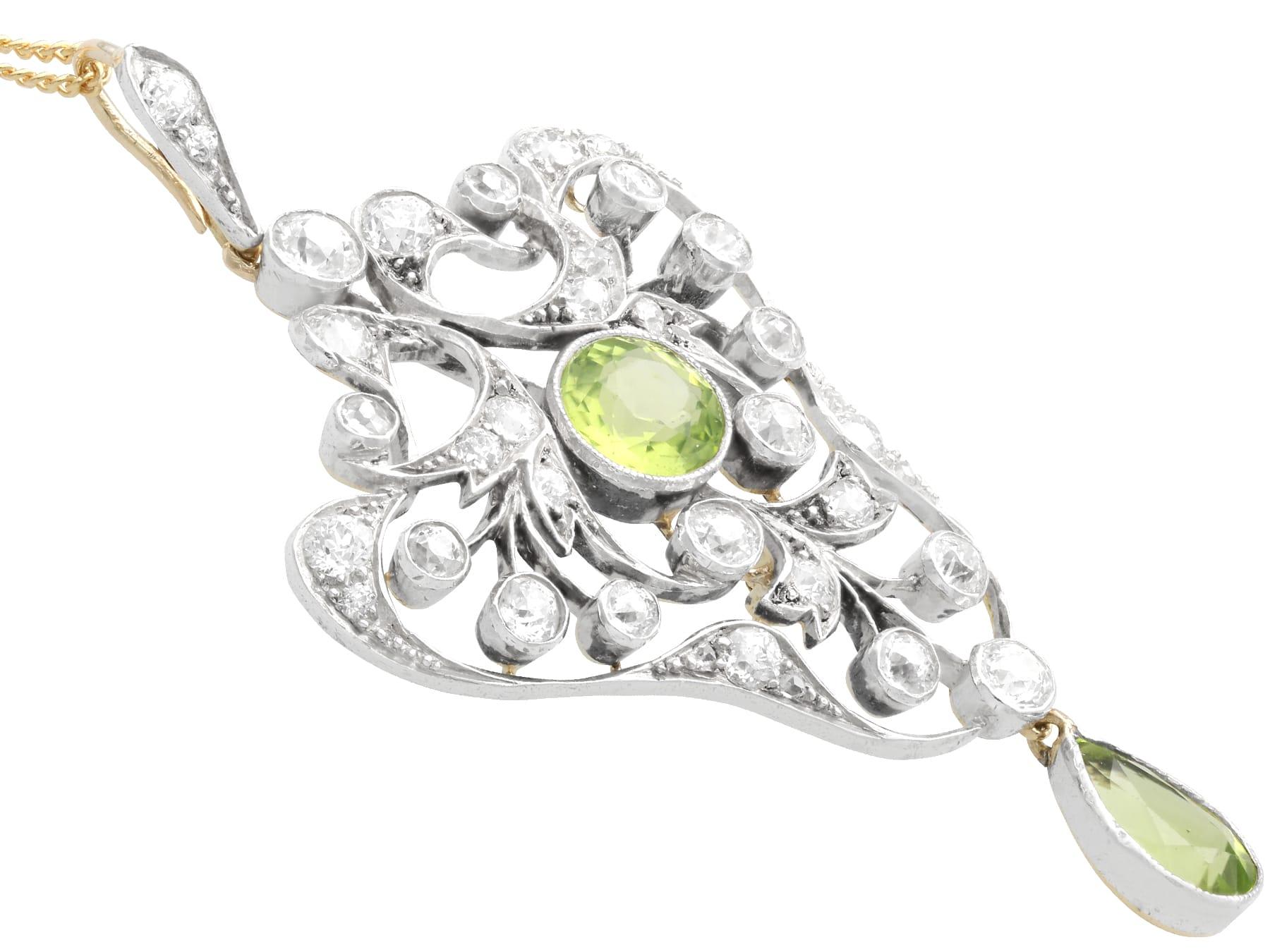 Antique 3.02Ct Peridot and 3.41Ct Diamond, 14k Yellow Gold Pendant / Brooch In Excellent Condition For Sale In Jesmond, Newcastle Upon Tyne