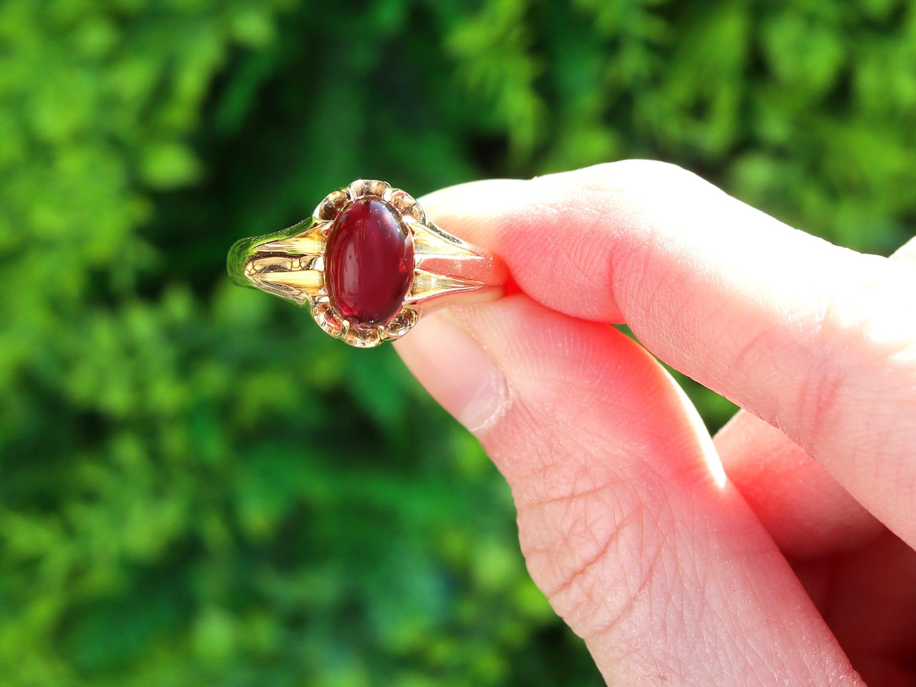 A stunning, fine and impressive antique 3.05 carat garnet and 18 karat yellow gold dress ring; part of our diverse range of gemstone jewellery.

This stunning, fine and impressive antique garnet ring has been crafted in 18k yellow gold.

The gold