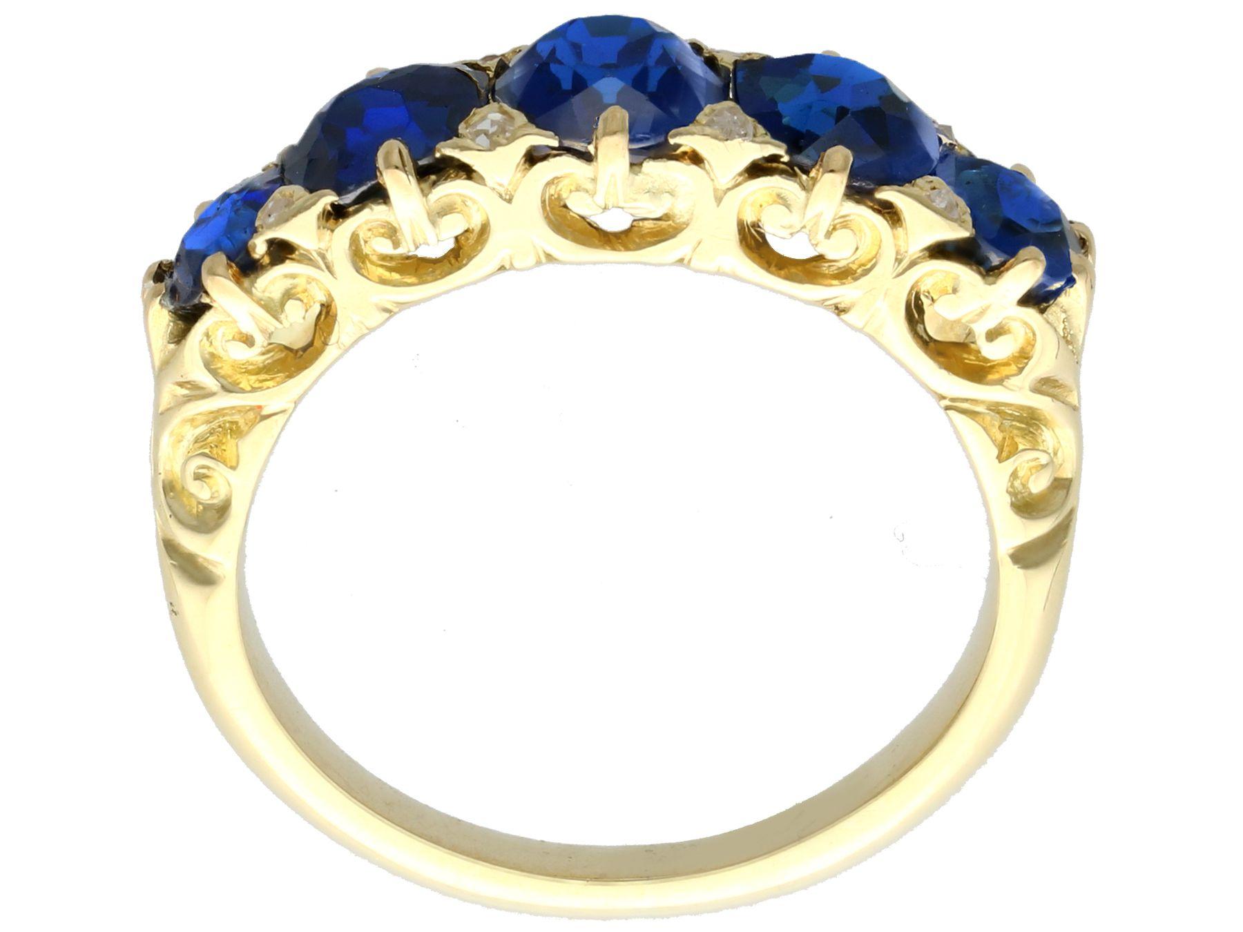 Antique 3.15 Carat Basaltic Sapphire and Diamond Five Stone Ring in Yellow Gold For Sale 1